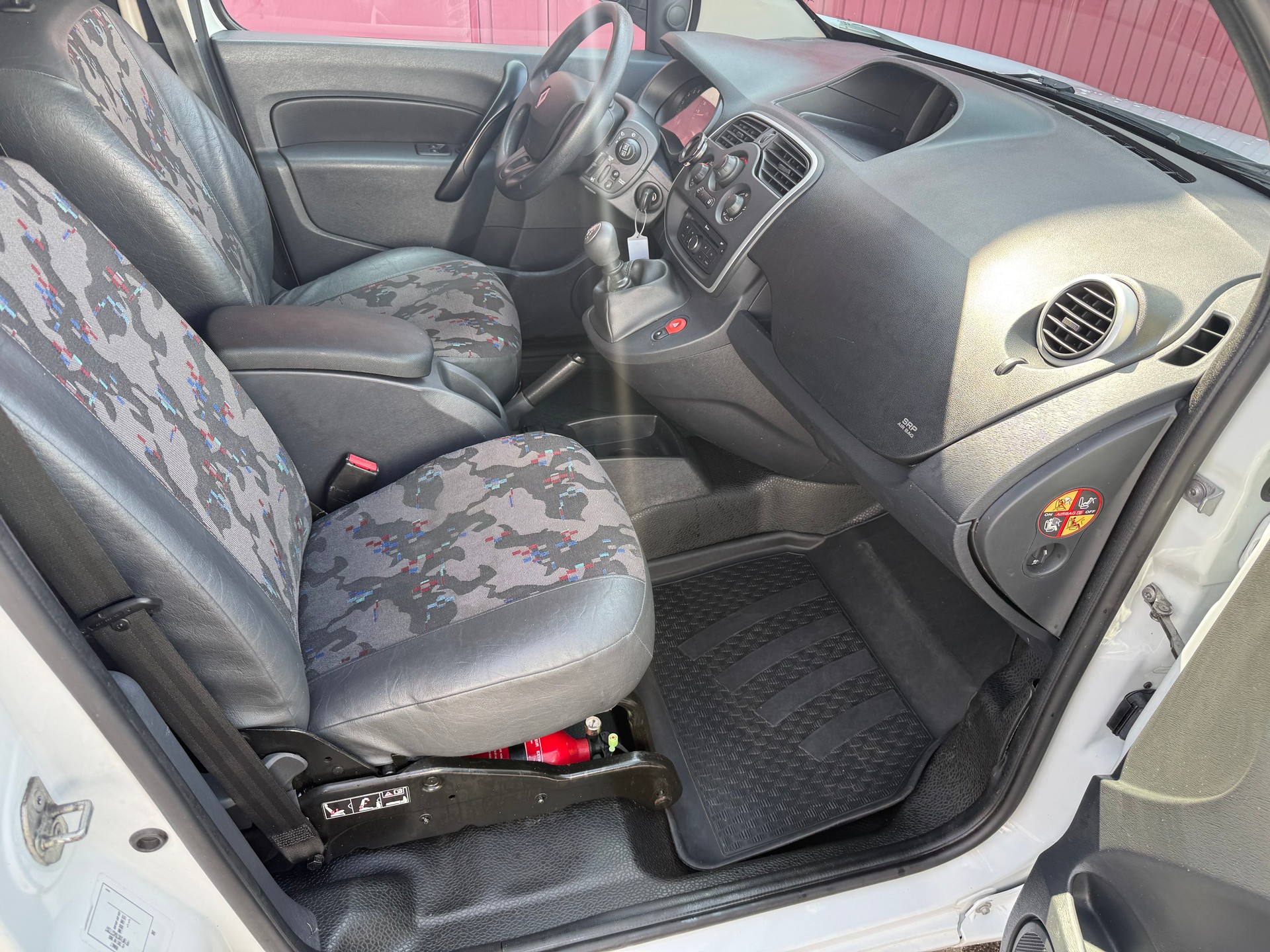 RENAULT Kangoo Medium dCi 95 ENERGY Business-image-8