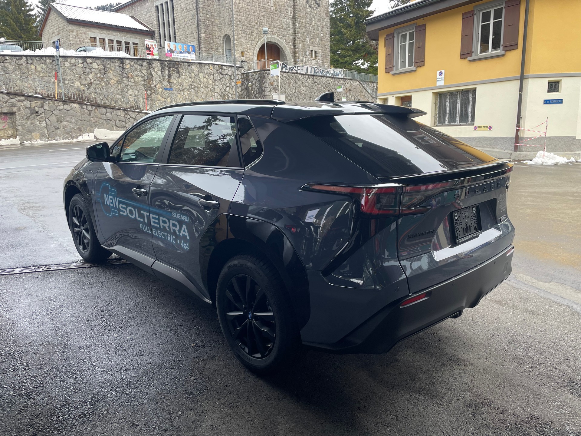 SUBARU Uncharted eV Luxury 77 kWh AWD-showroom-element-1