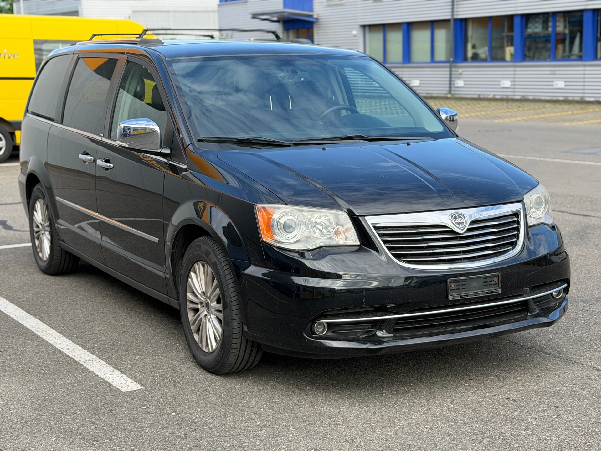 LANCIA Voyager 3.6 V6 Platinum Automatic-image-2