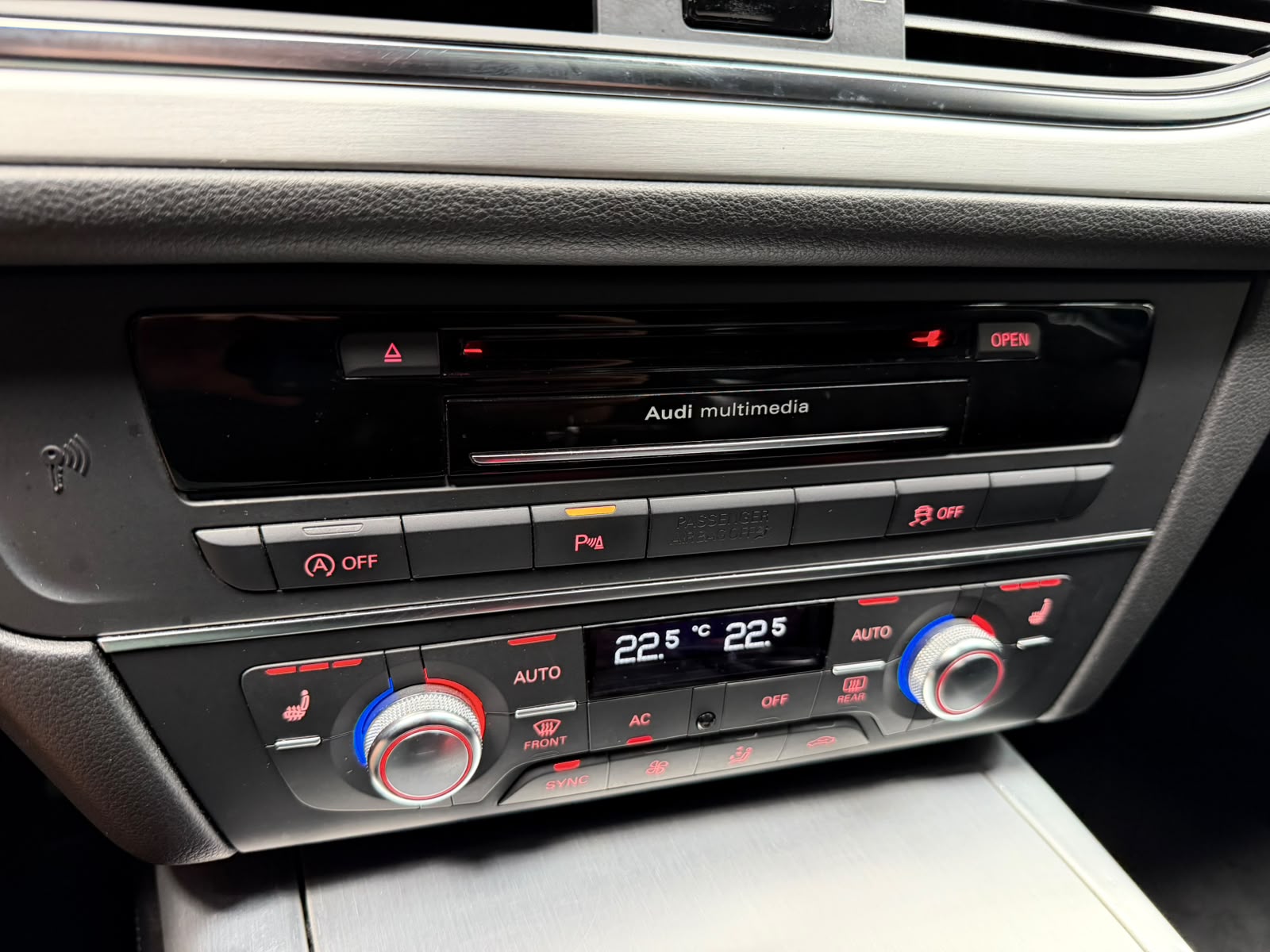 AUDI A6 Avant 3.0 BiTDI V6 quattro tiptronic-image-16