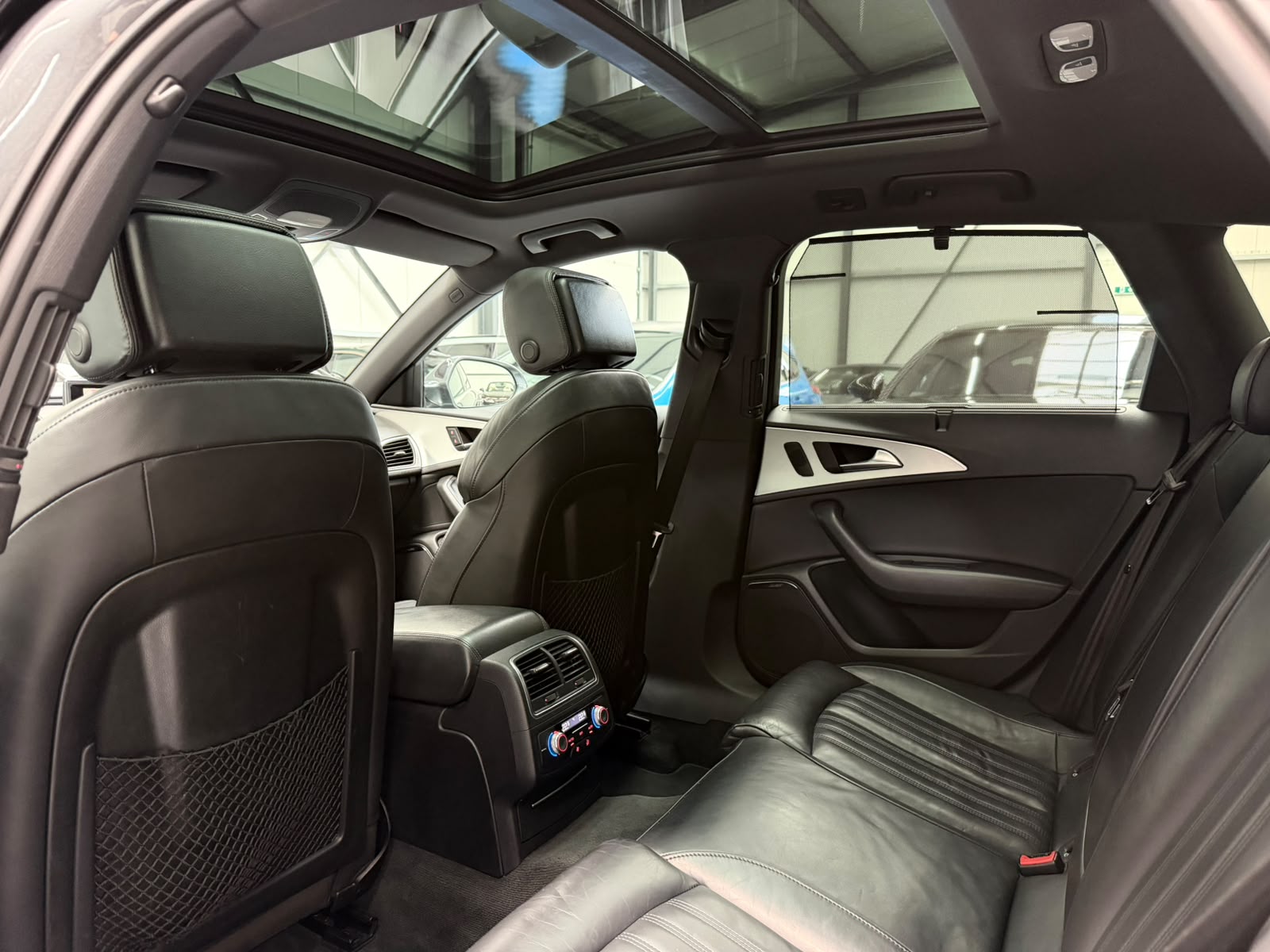 AUDI A6 Avant 3.0 BiTDI V6 quattro tiptronic-image-22