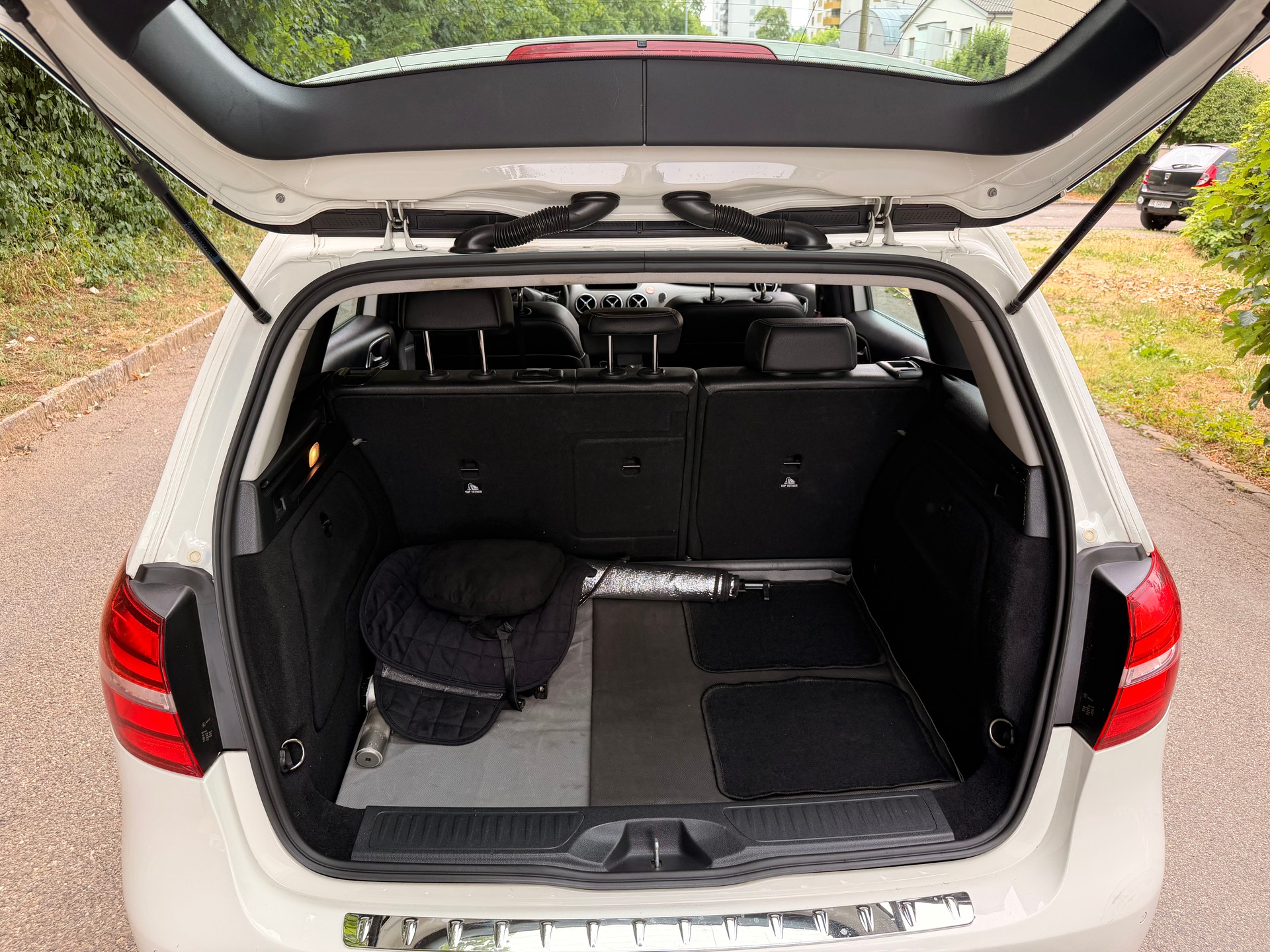 MERCEDES-BENZ B Klasse-image-8
