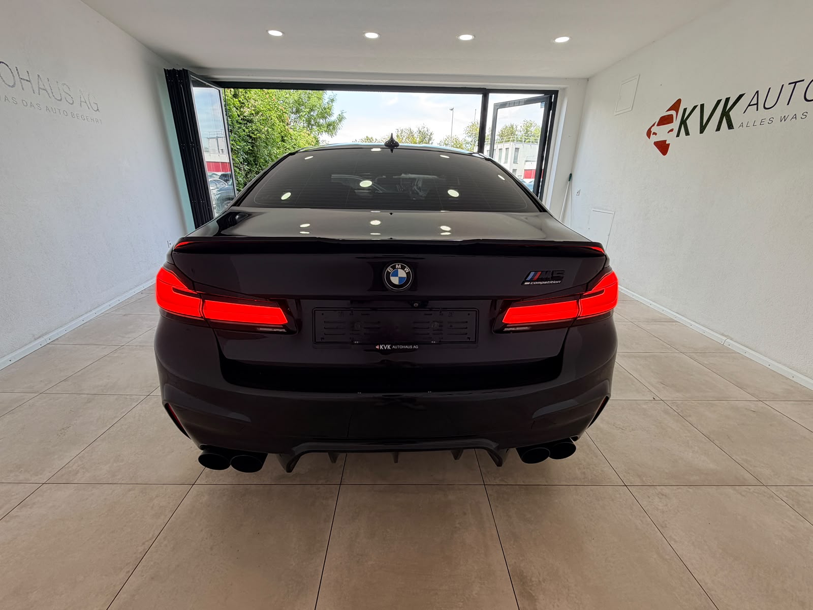 BMW M5 xDrive Competition Drivelogic*Vollaustattung* Grail-Abgasanlage* Aerodynamik-Paket*-image-8