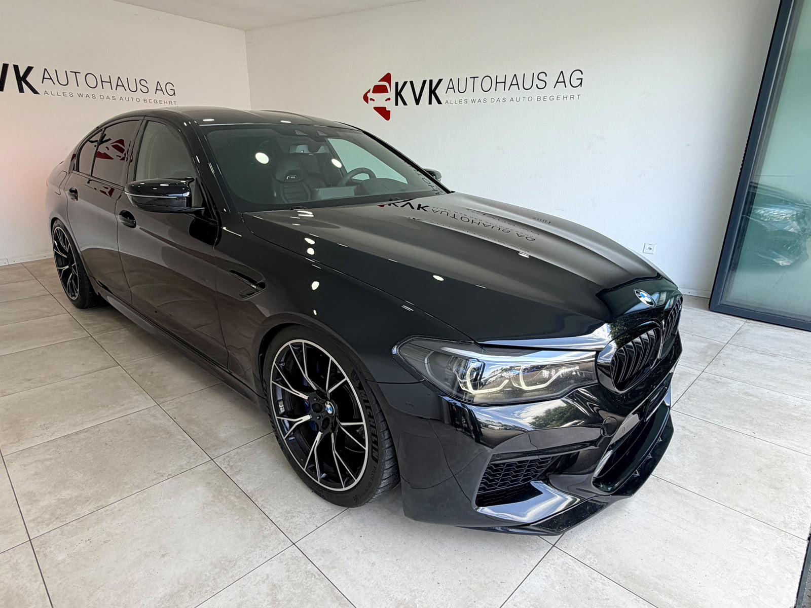 BMW M5 xDrive Competition Drivelogic*Vollaustattung* Grail-Abgasanlage* Aerodynamik-Paket*-image-4