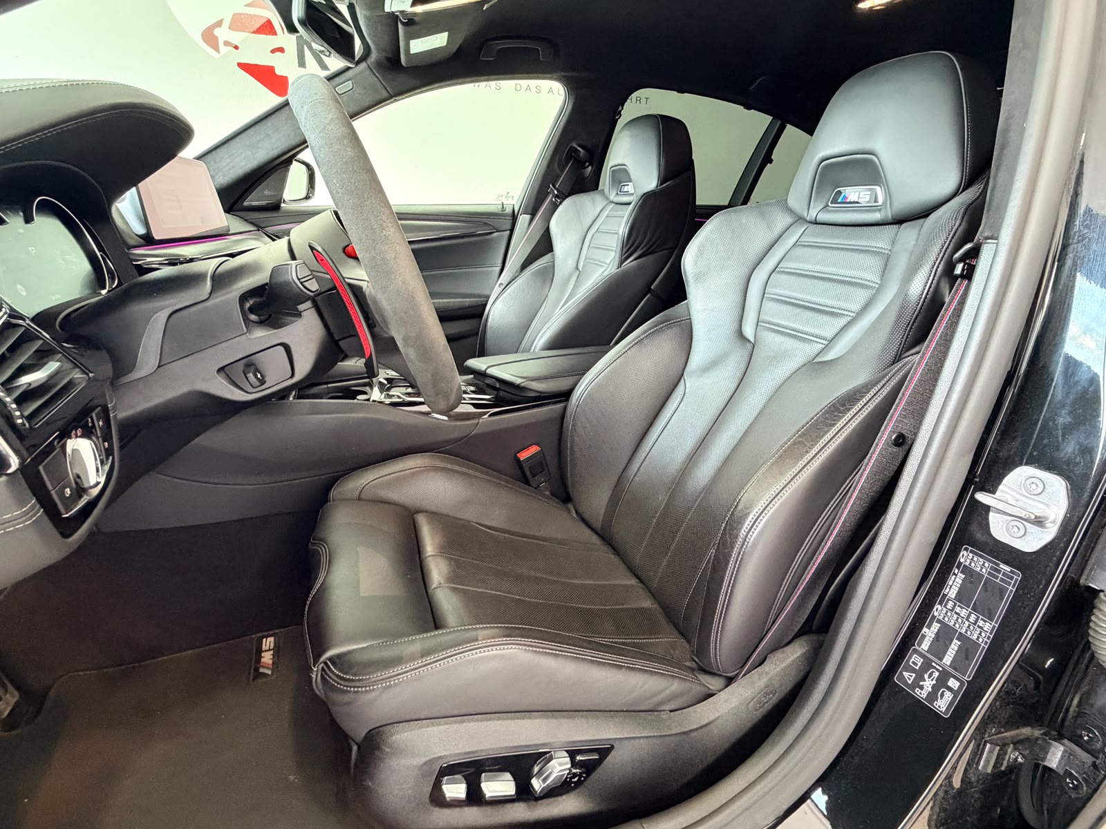 BMW M5 xDrive Competition Drivelogic*Vollaustattung* Grail-Abgasanlage* Aerodynamik-Paket*-image-17