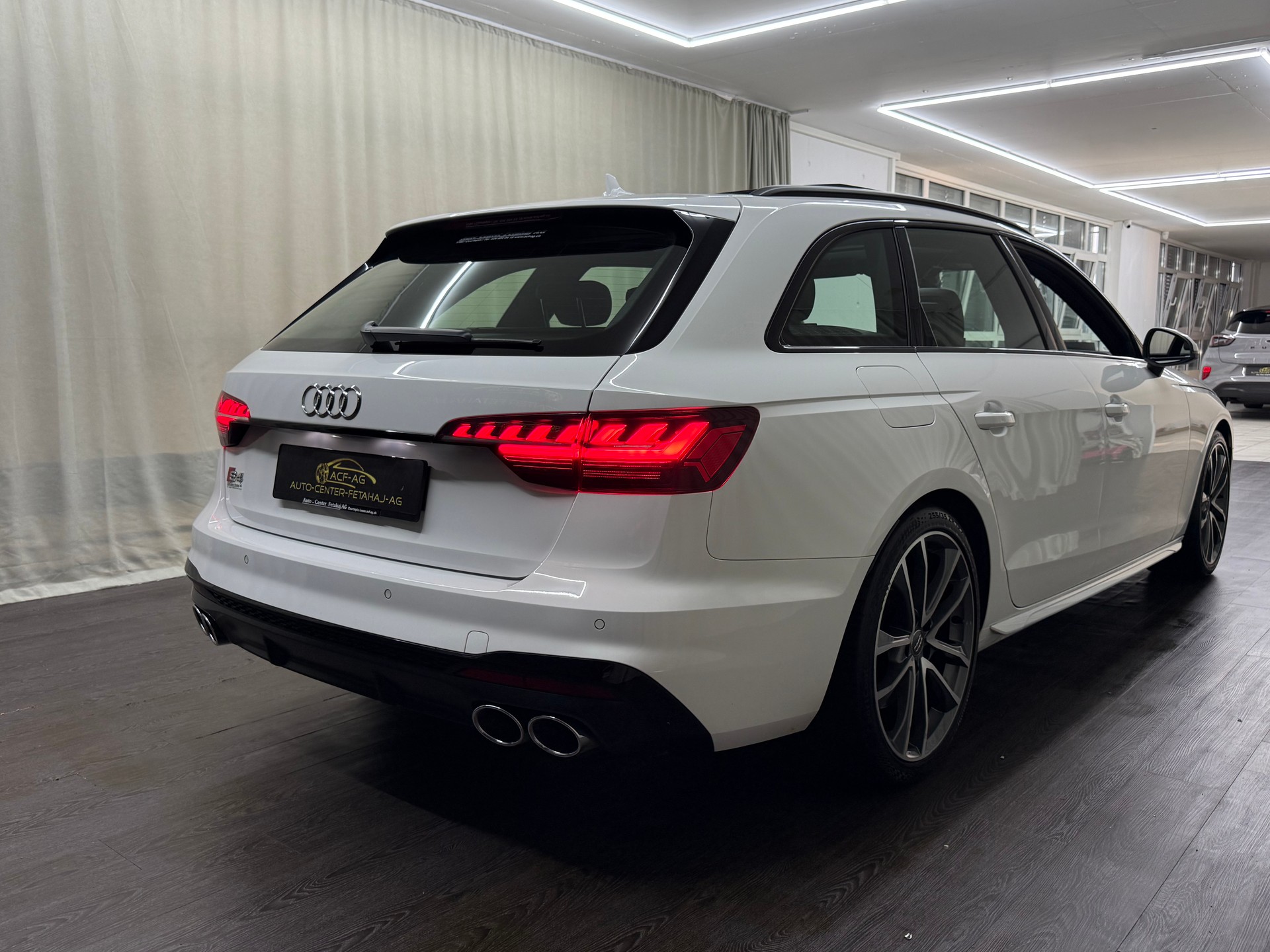 AUDI S4 Avant 3.0 TDI quattro tiptronic-image-3