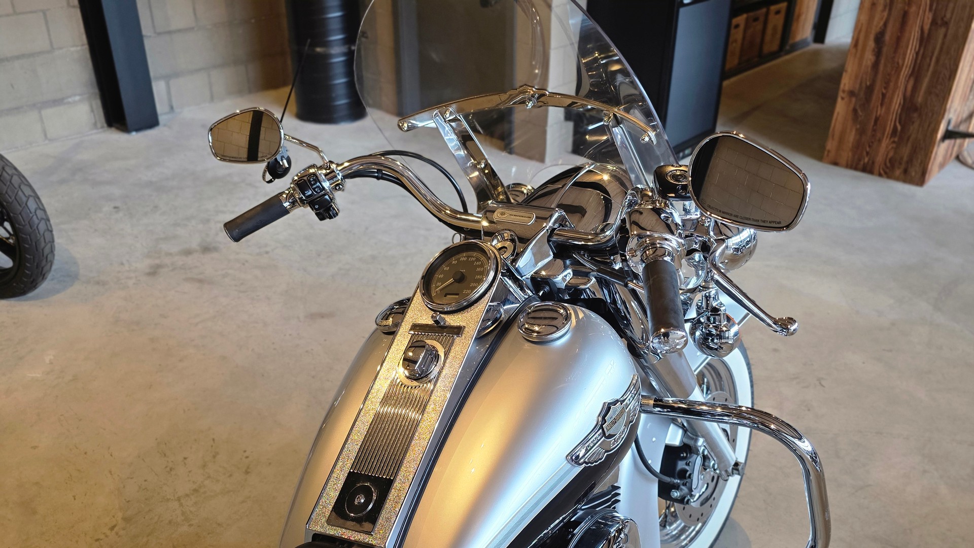 HARLEY-DAVIDSON FLHRCI Road King Classic-image-2