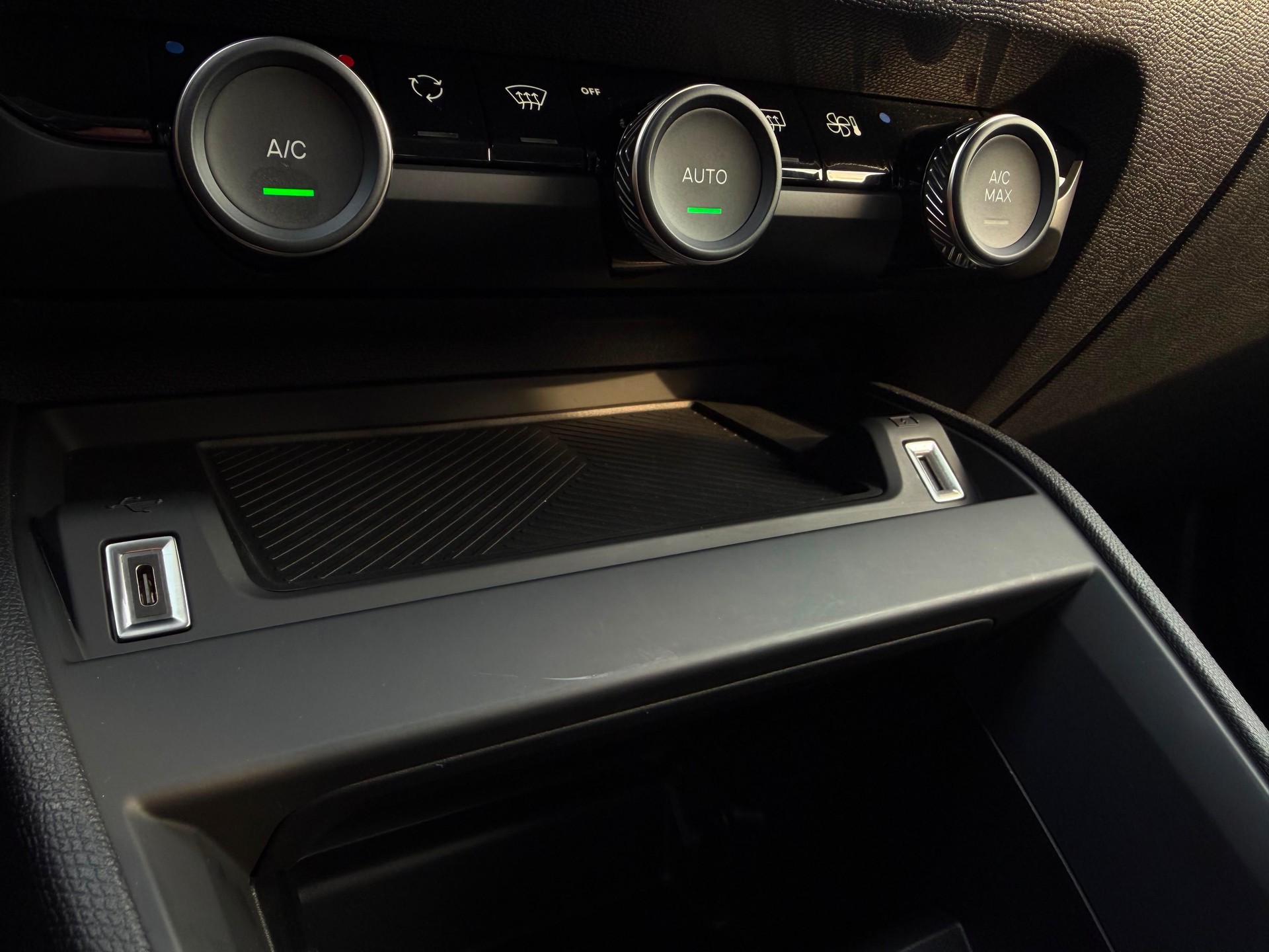 CITROEN C4 X HEV Max e-DCS6-image-20