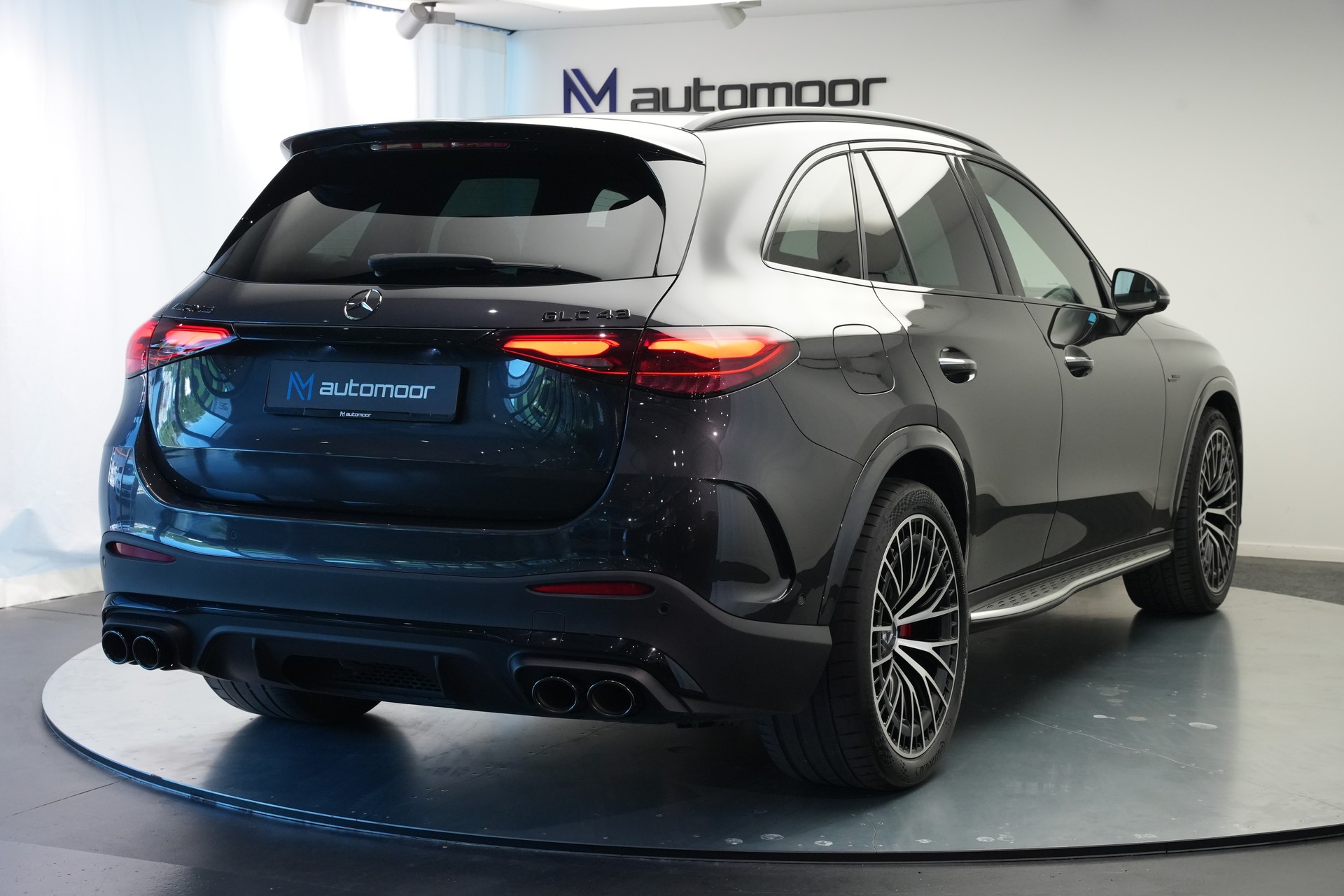 MERCEDES-BENZ GLC 43 AMG Executive Edition 4Matic 9G-Tronic *AHK* *Panorama*-image-45