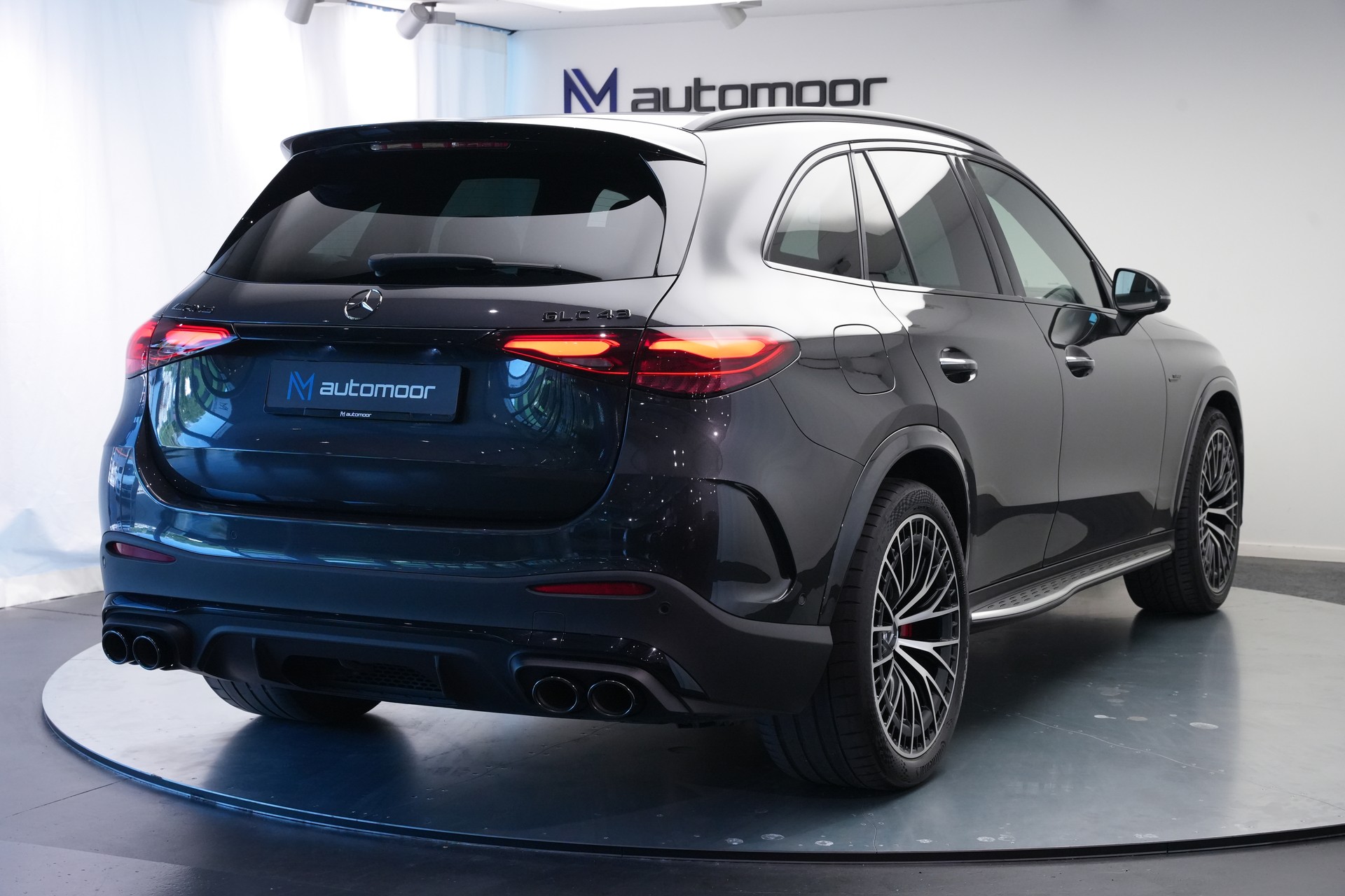 MERCEDES-BENZ GLC 43 AMG Executive Edition 4Matic 9G-Tronic *AHK* *Panorama*-image-45