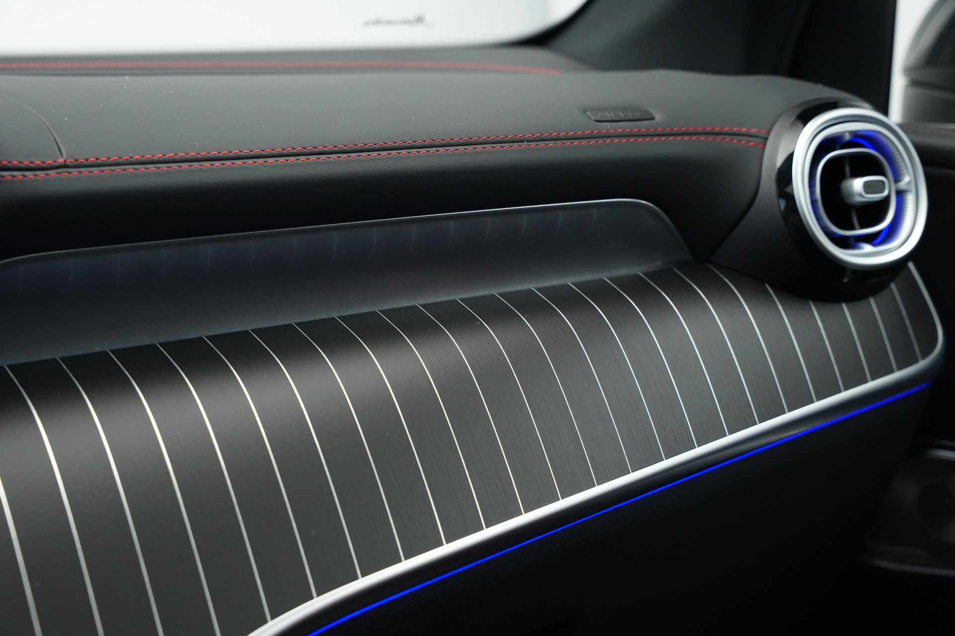 MERCEDES-BENZ GLC 43 AMG Executive Edition 4Matic 9G-Tronic *AHK* *Panorama*-image-30