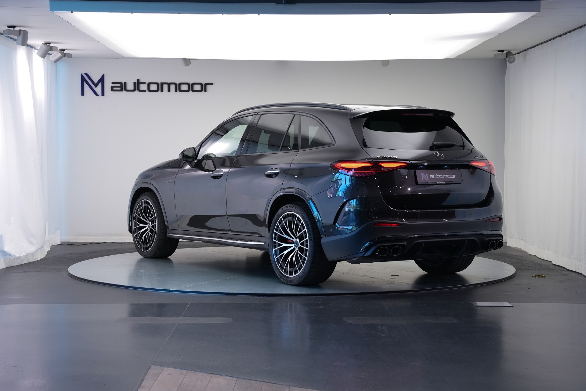 MERCEDES-BENZ GLC 43 AMG Executive Edition 4Matic 9G-Tronic *AHK* *Panorama*-image-6