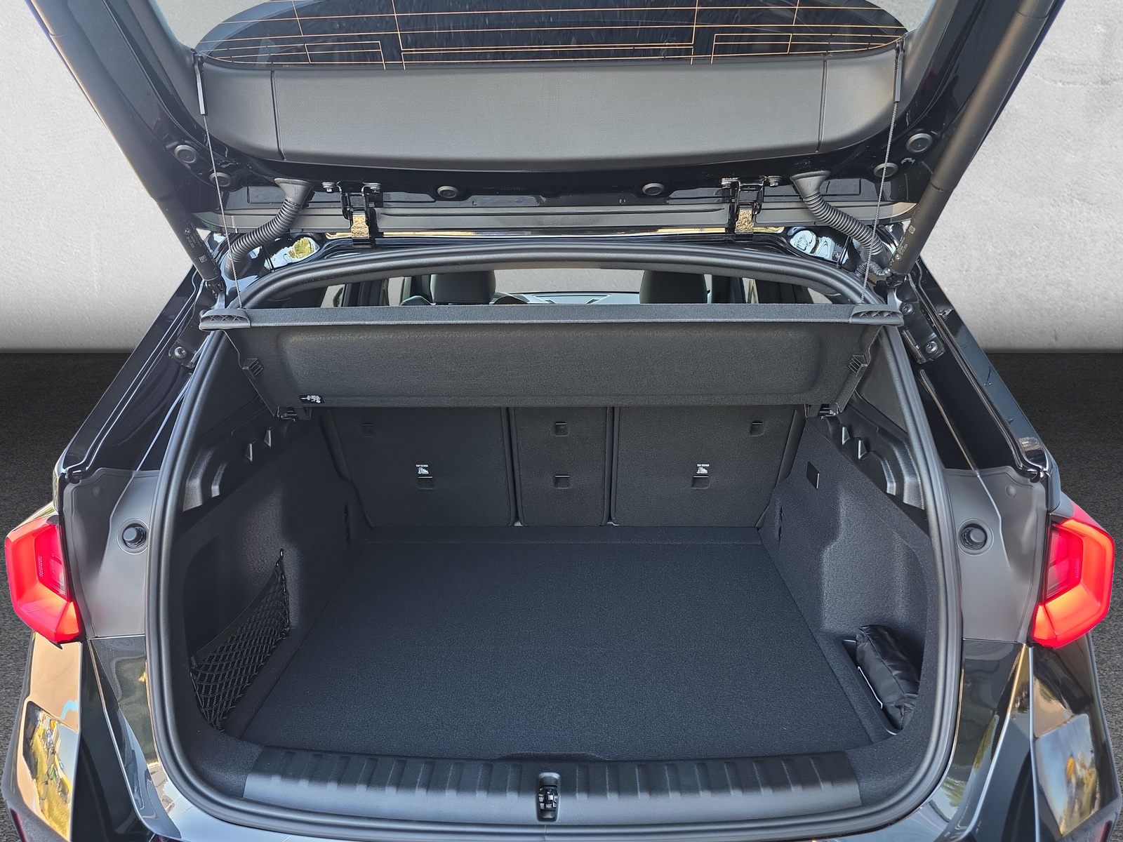 BMW X1 xDrive 25e M Sport-image-10