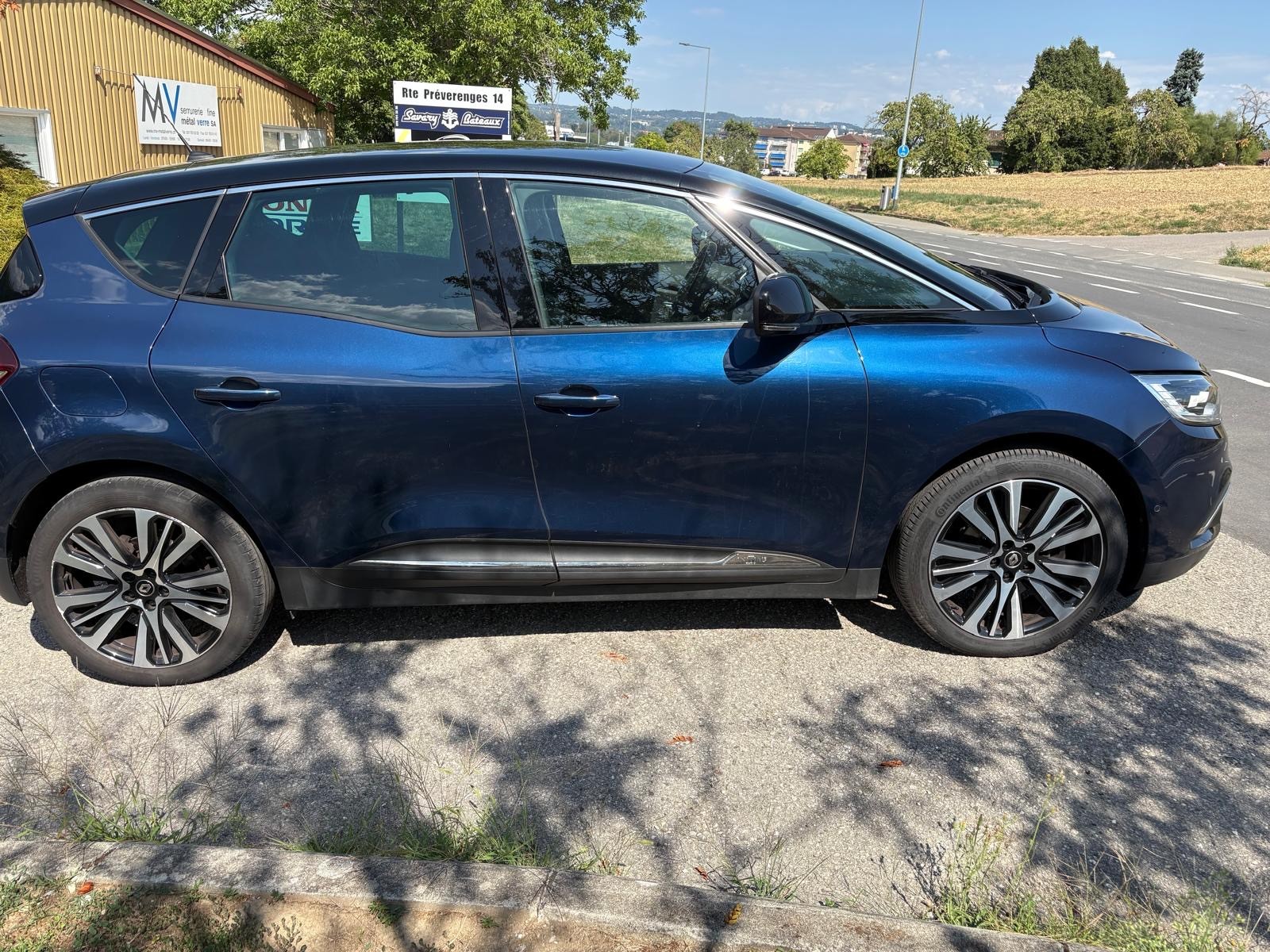RENAULT Scénic 1.3 16V Turbo Initiale Paris EDC-image-1