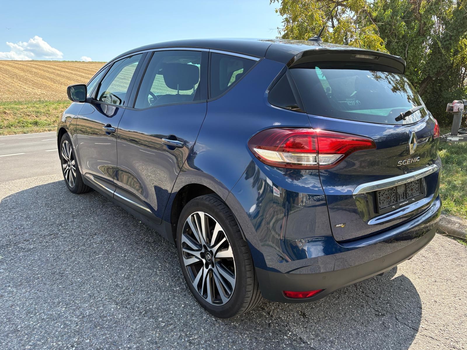 RENAULT Scénic 1.3 16V Turbo Initiale Paris EDC-image-5