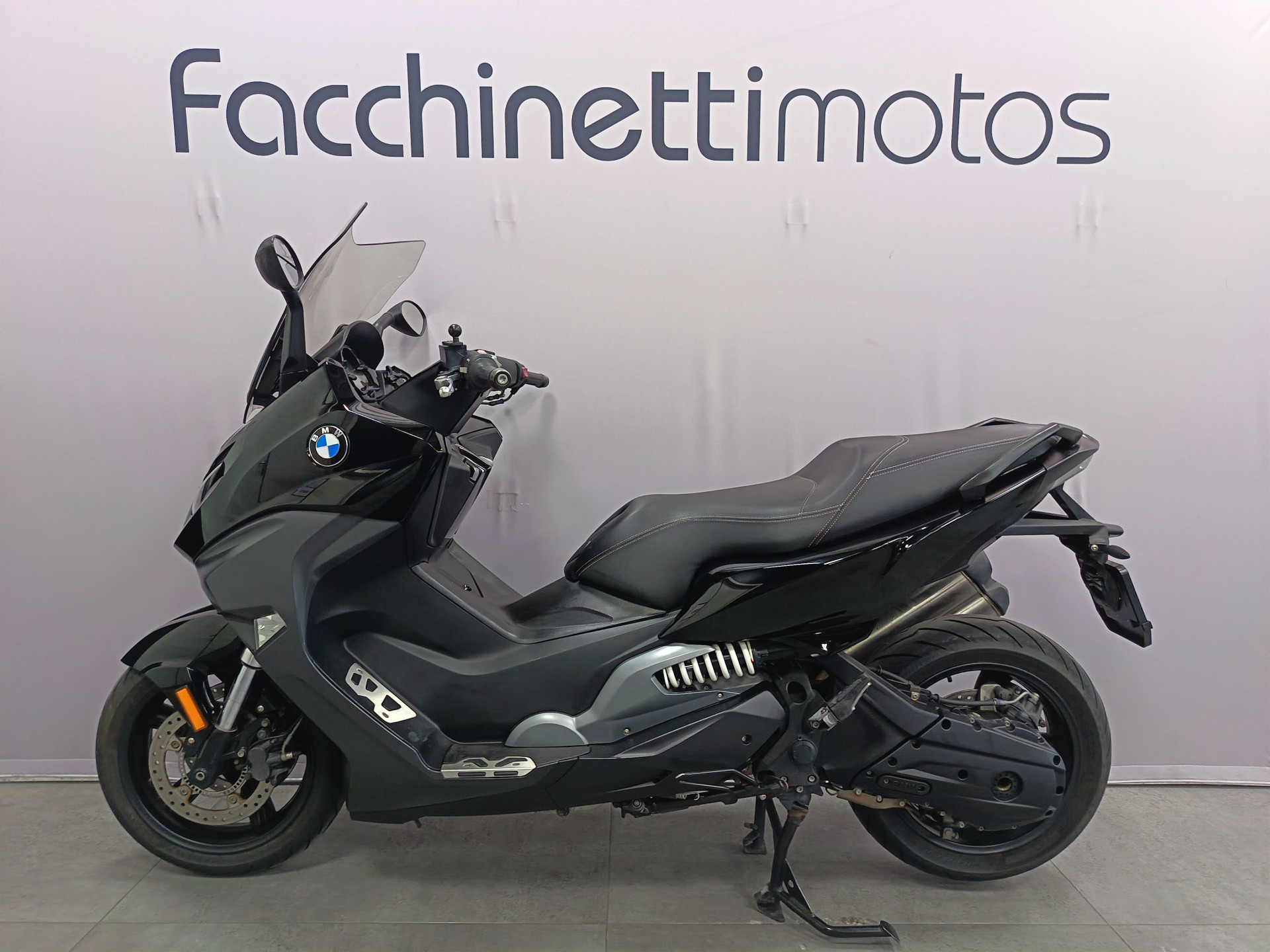BMW C 650 Sport - Leasing 130 chf par mois-showroom-element-3