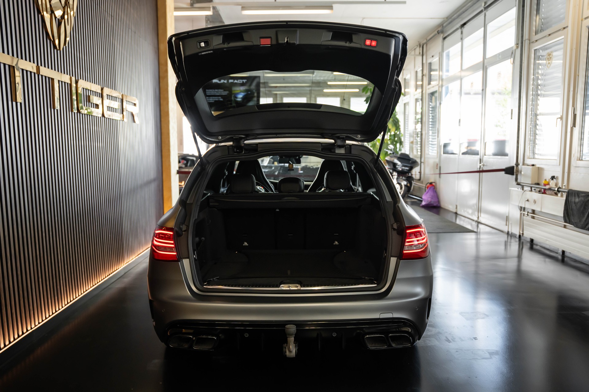 MERCEDES-BENZ C 63 S AMG-image-5