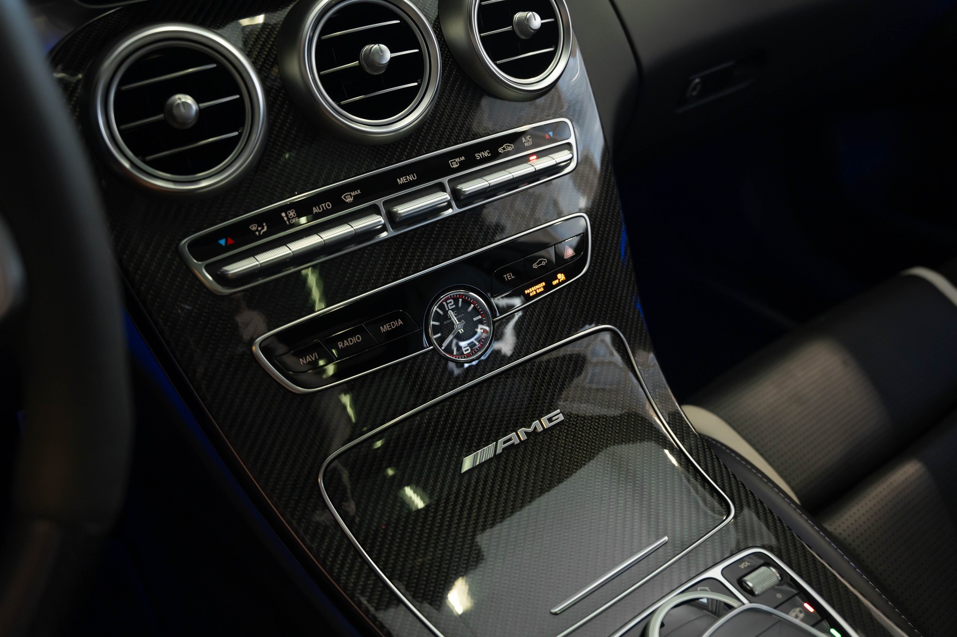 MERCEDES-BENZ C 63 S AMG-image-36