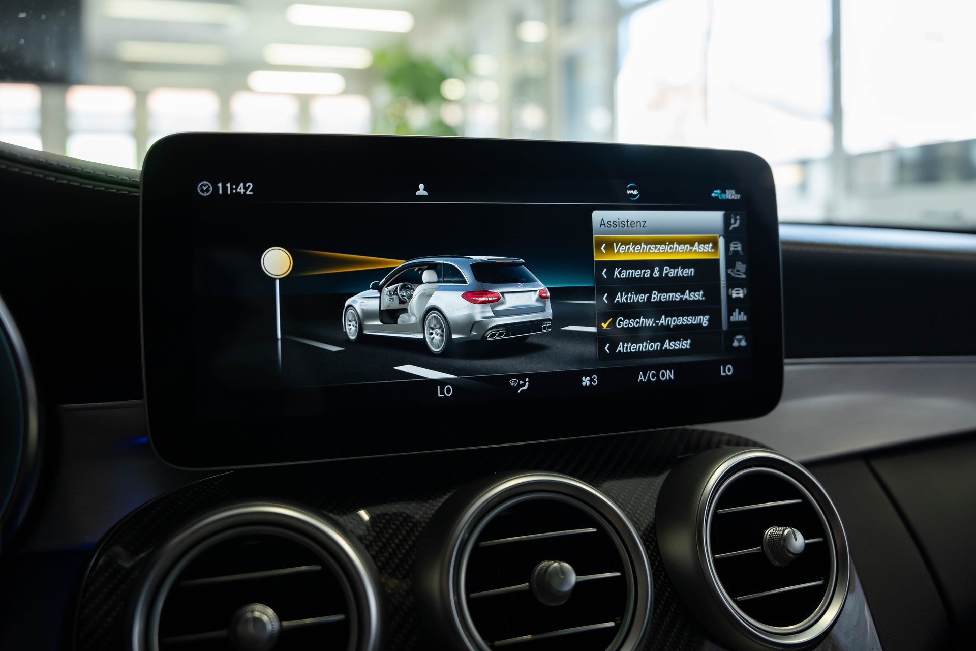 MERCEDES-BENZ C 63 S AMG-image-28