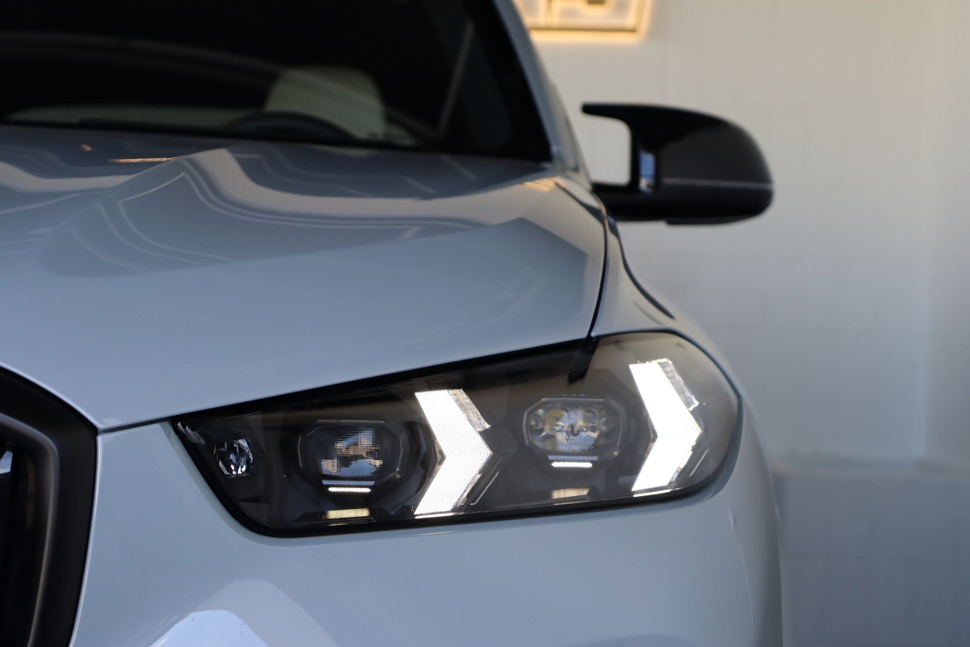BMW X5 xDrive 48V M60i M Sport Pro Steptronic-showroom-element-1