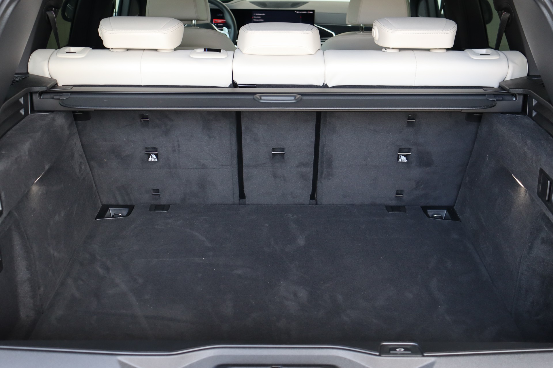 BMW X5 xDrive 48V M60i M Sport Pro Steptronic-image-22