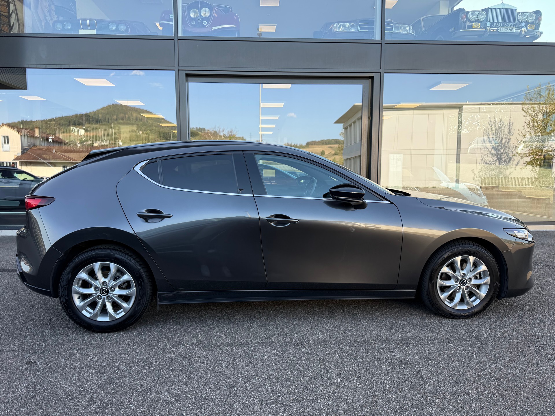 MAZDA 3 Hatchback SKYACTIV-X M Hybrid 186 Homura Automat-showroom-element-1