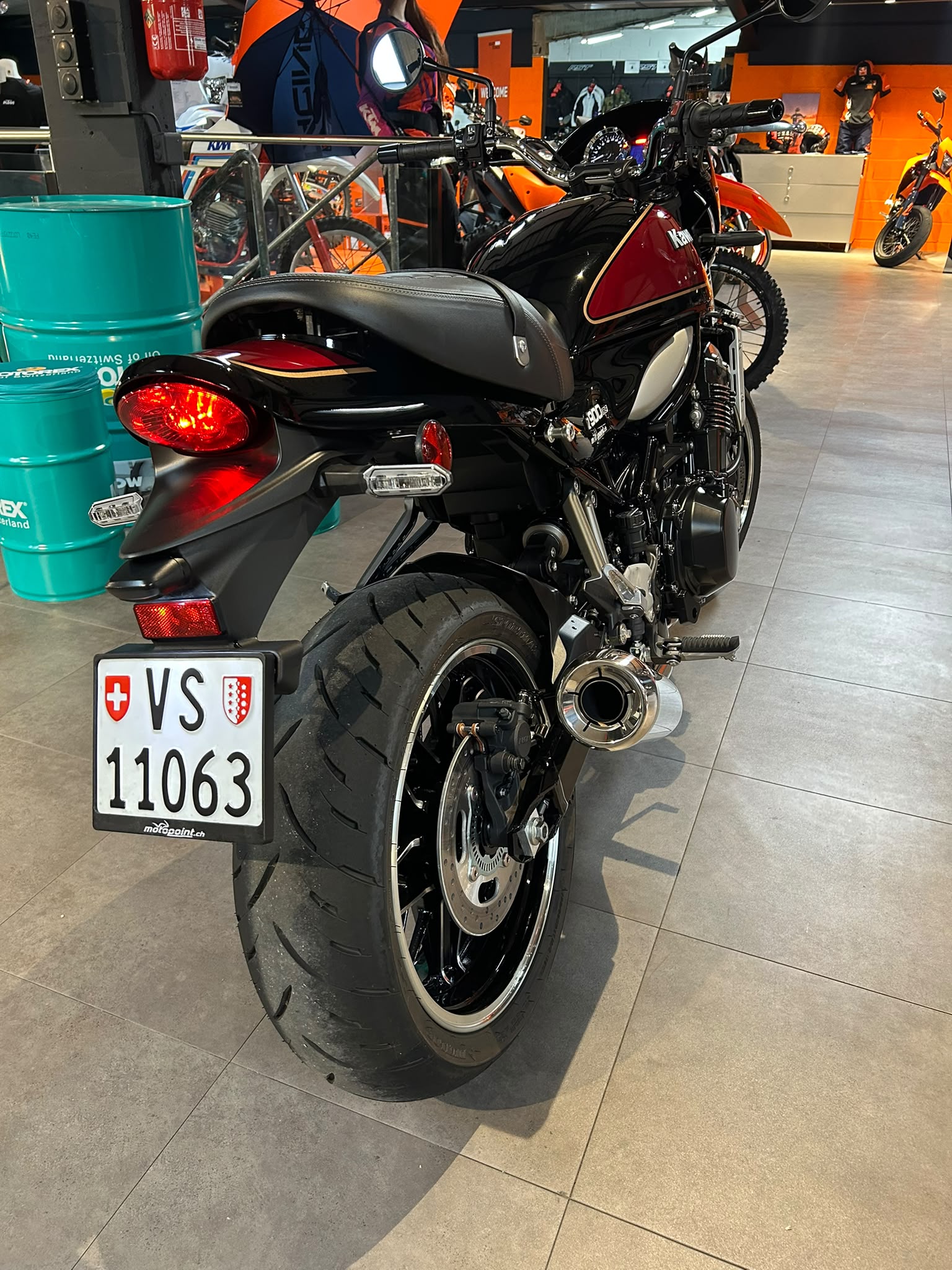 KAWASAKI Z 900 RS-image-4