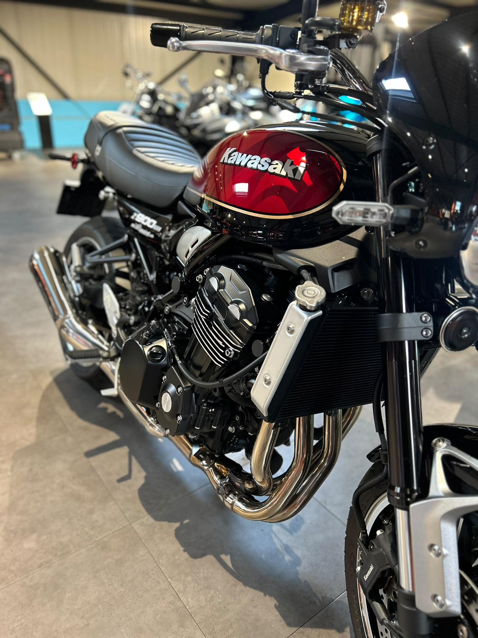 KAWASAKI Z 900 RS-image-7