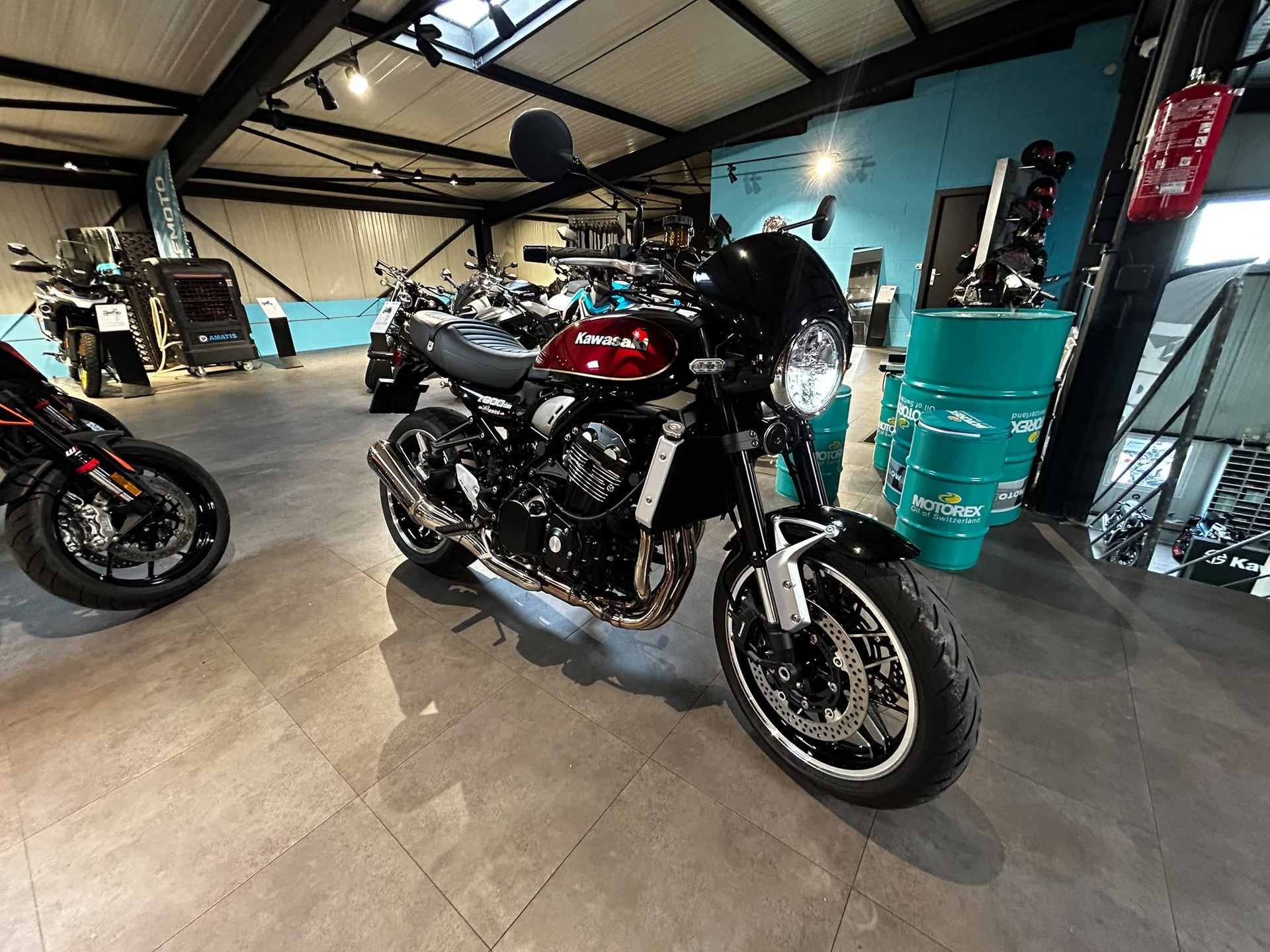 KAWASAKI Z 900 RS-image-0