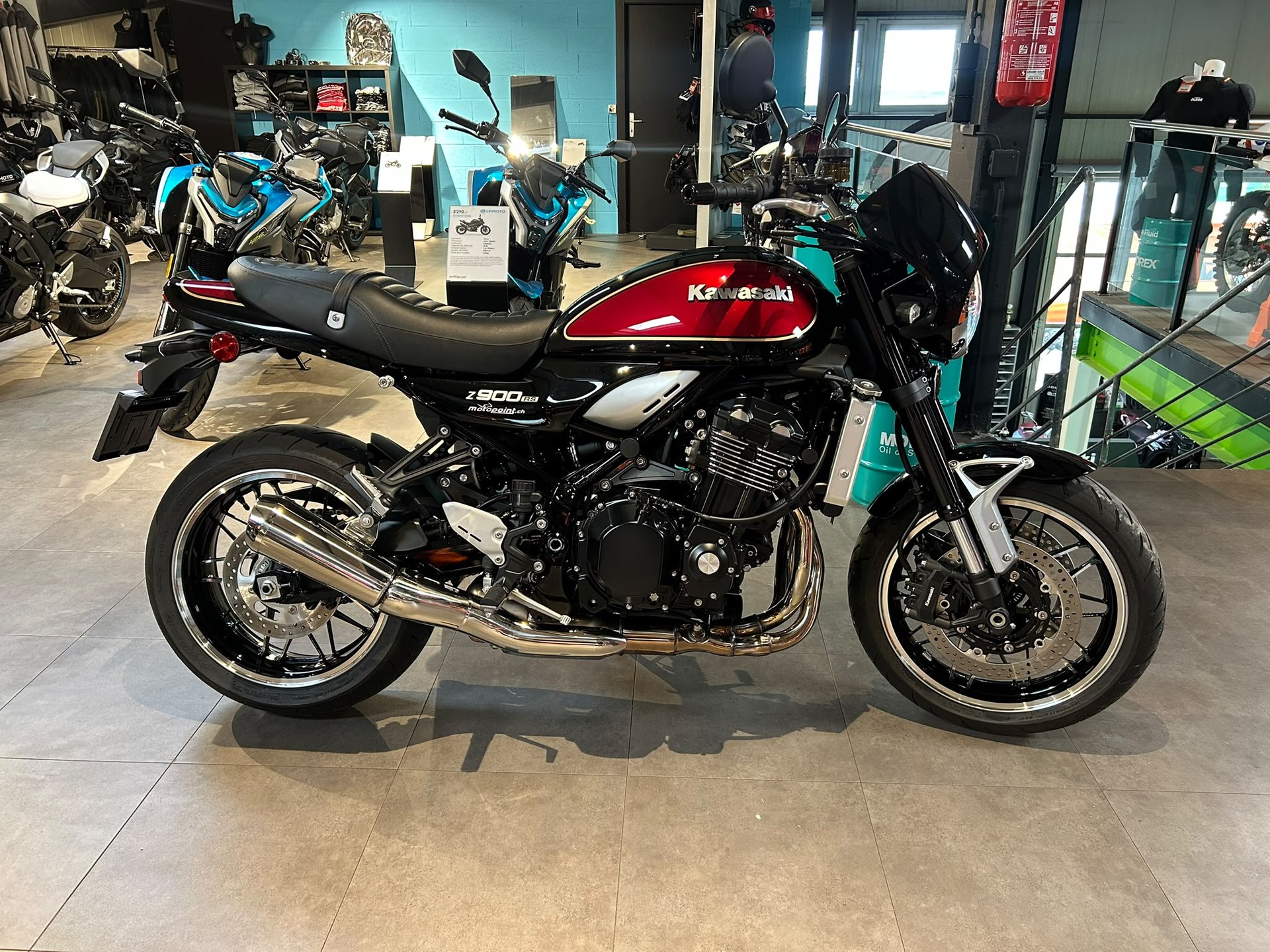 KAWASAKI Z 900 RS-image-1