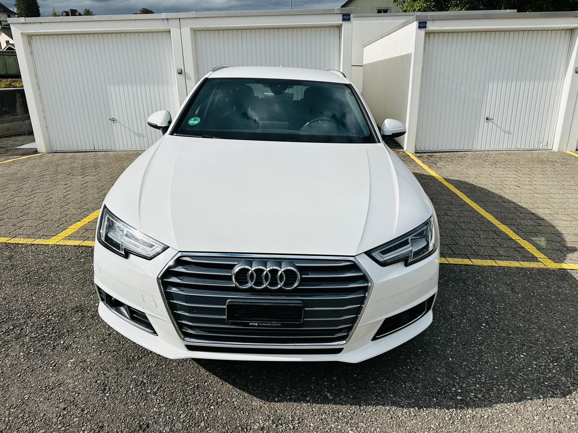 AUDI A4 Avant 2.0 TFSI g-tron S-tronic