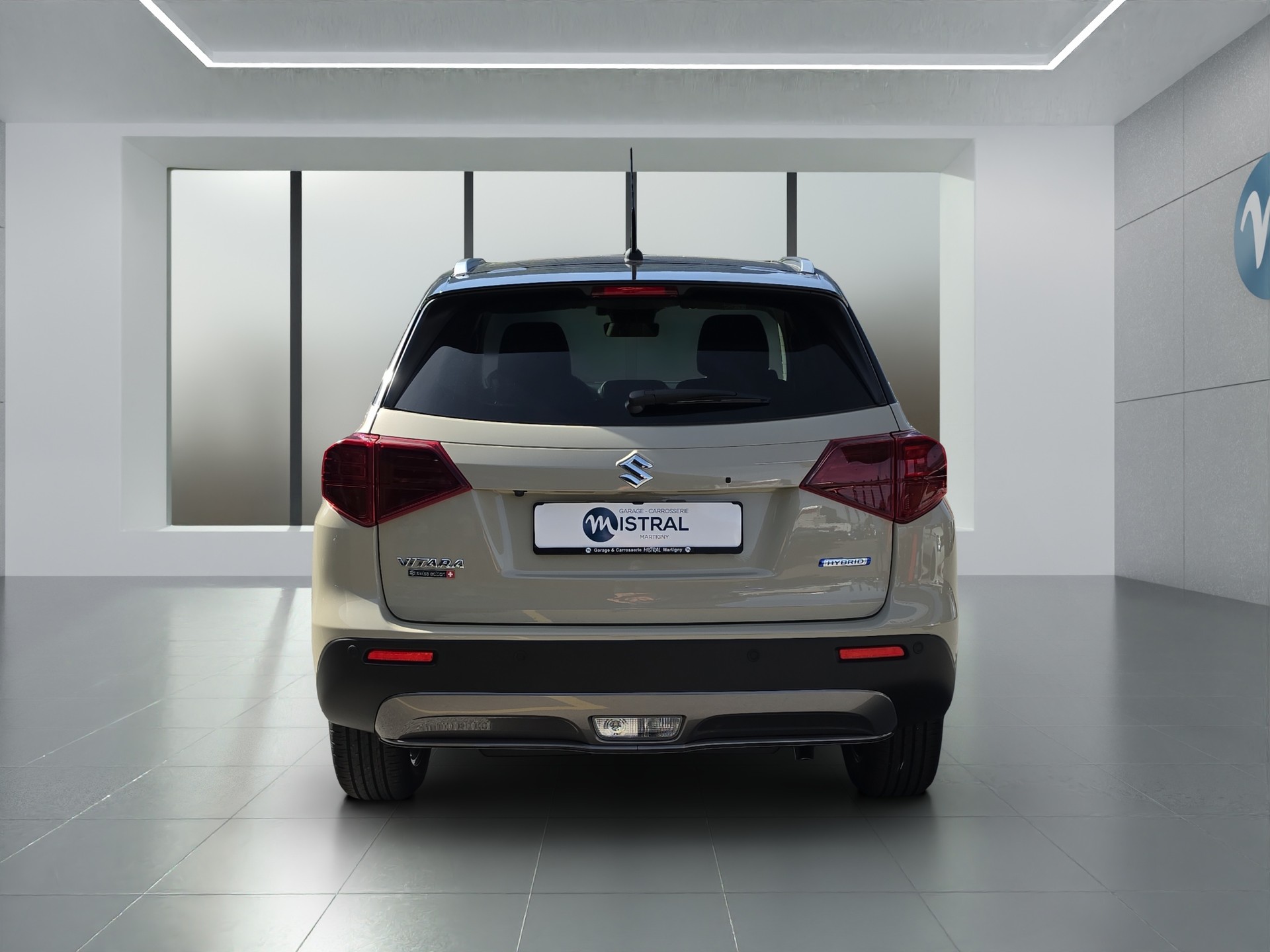 SUZUKI Vitara 1.4 T Piz Sulai Hybrid 4x4-showroom-element-2