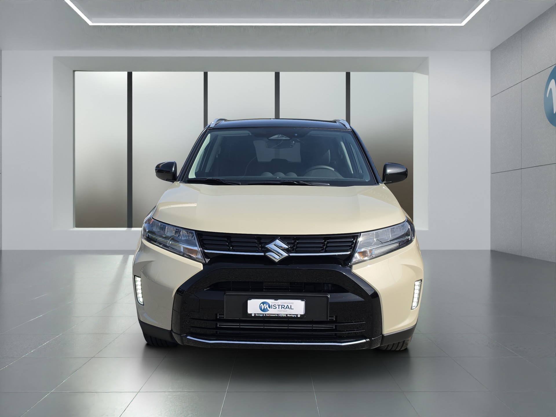SUZUKI Vitara 1.4 T Piz Sulai Hybrid 4x4-showroom-element-3