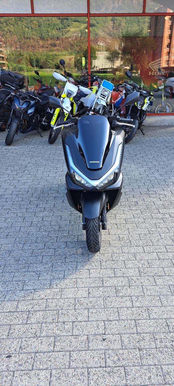 HONDA PCX 125 DX TFT. connectivity-image-1