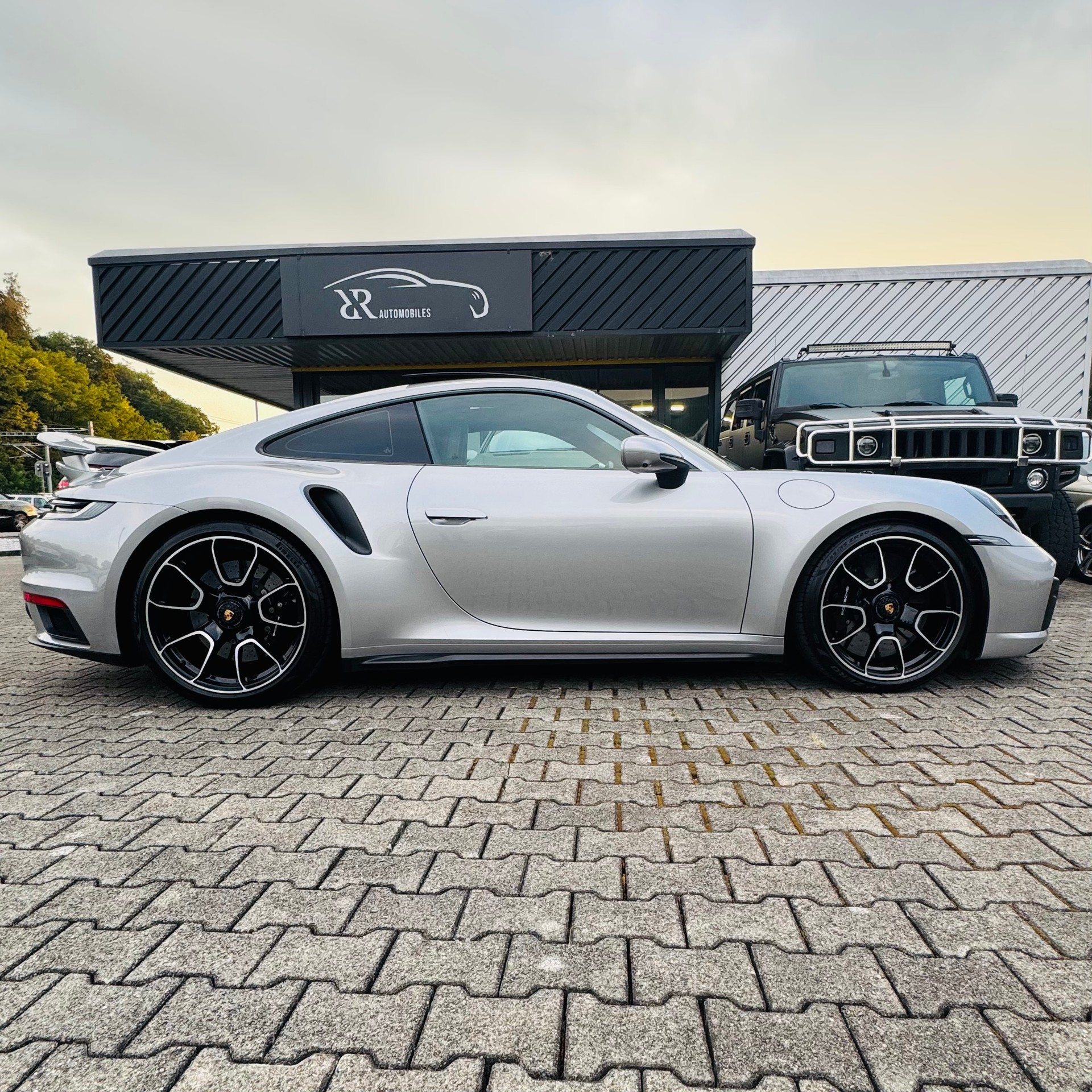 PORSCHE 911 Turbo S PDK-showroom-element-1
