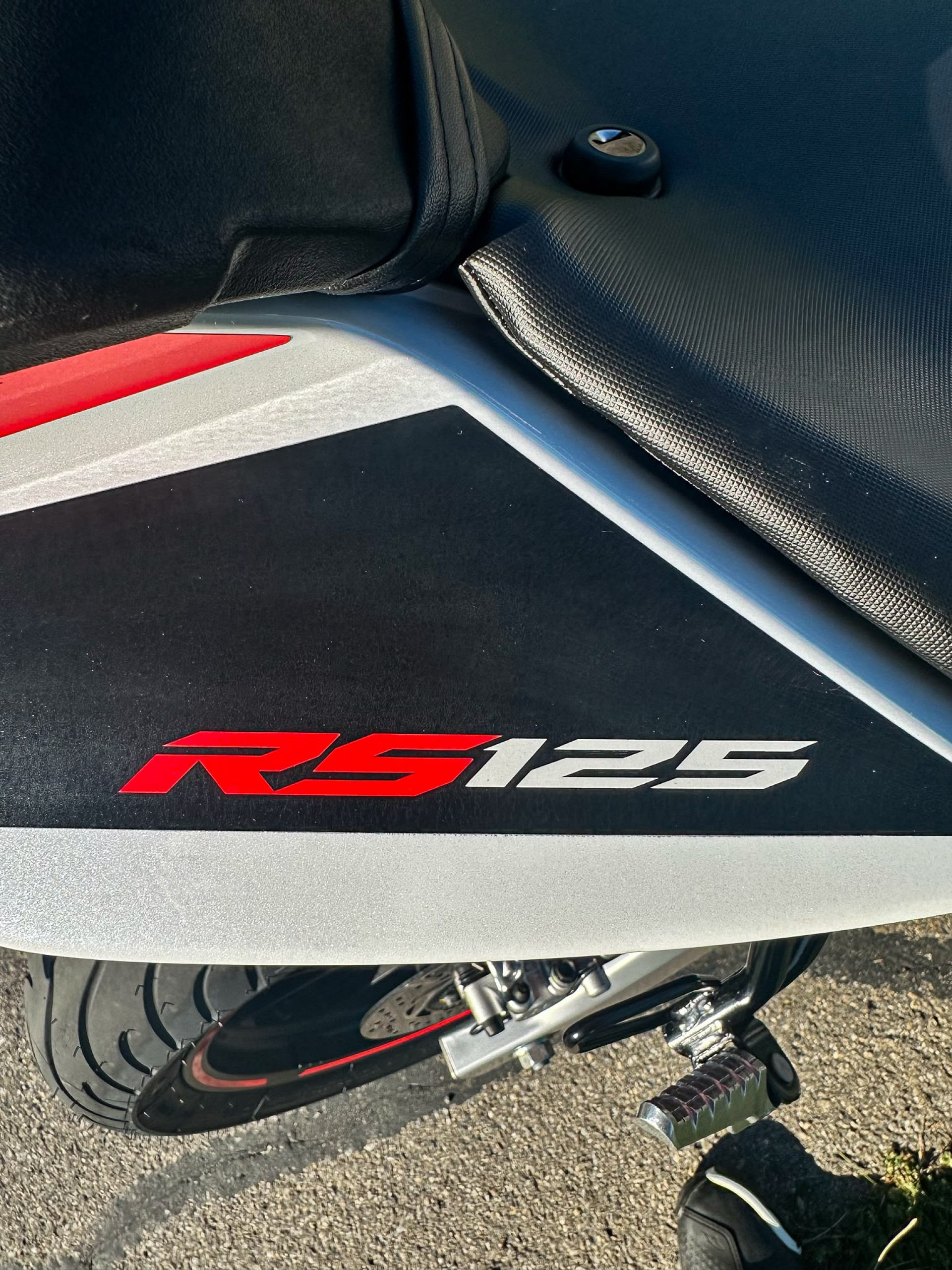 APRILIA RS 125-image-9