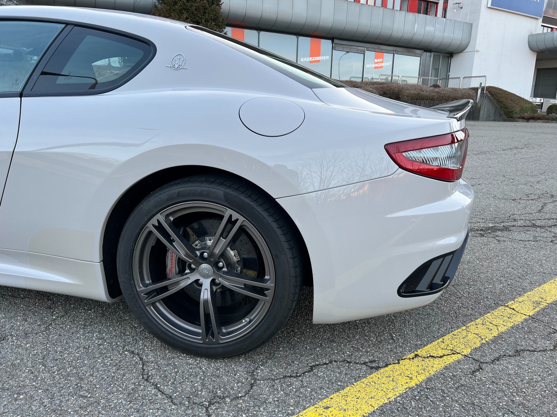 MASERATI GranTurismo MC Stradale Centenial Edition-image-11