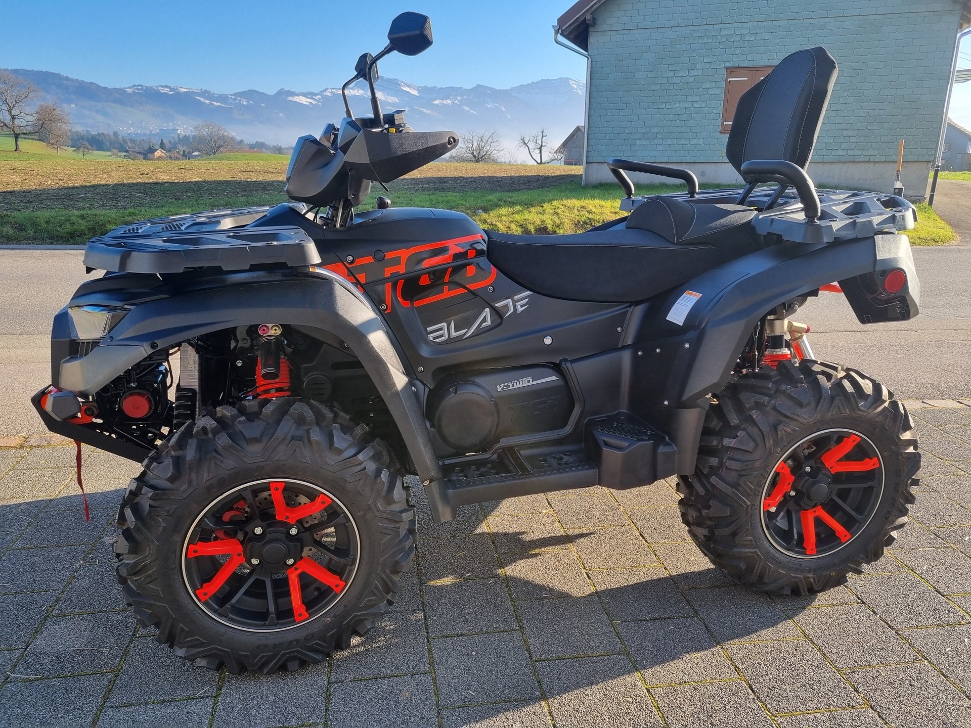 TGB Blade 1000 EFI LT Touring 4x4-image-3