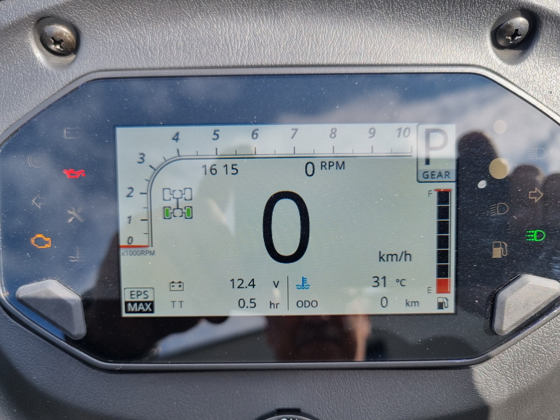 TGB Blade 1000 EFI LT Touring 4x4-image-8