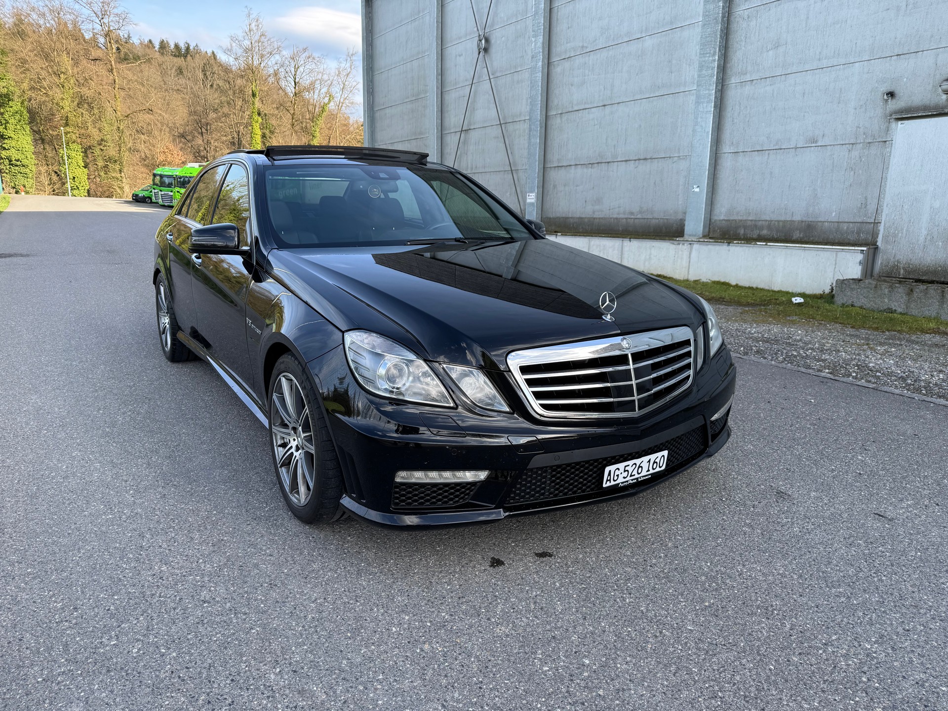 MERCEDES-BENZ E 63 CGI AMG 7G-Tronic-image-7