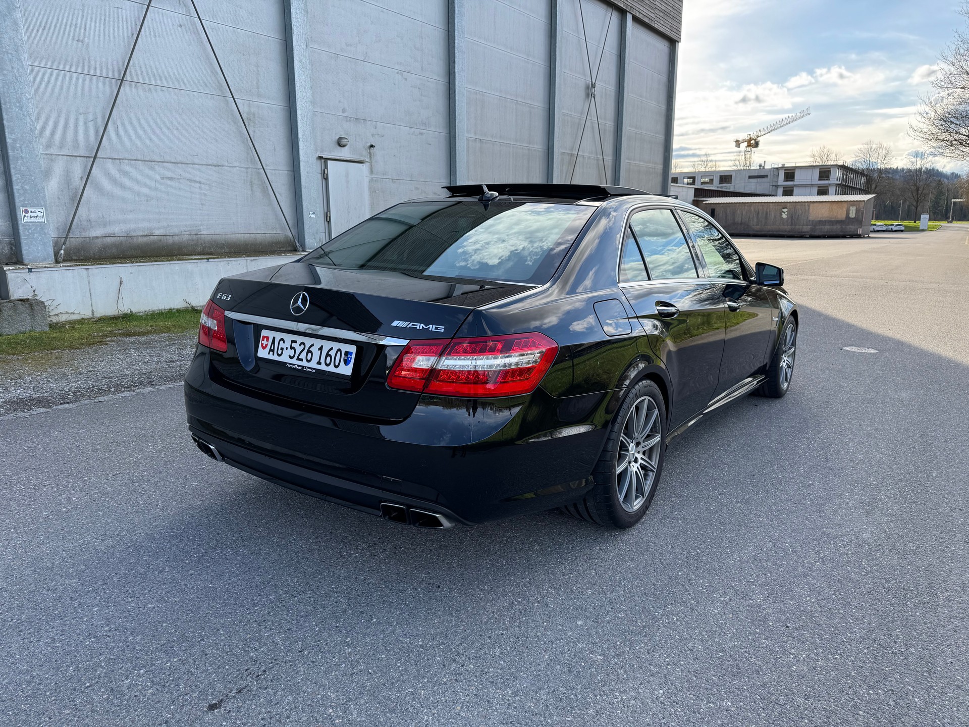 MERCEDES-BENZ E 63 CGI AMG 7G-Tronic-image-9