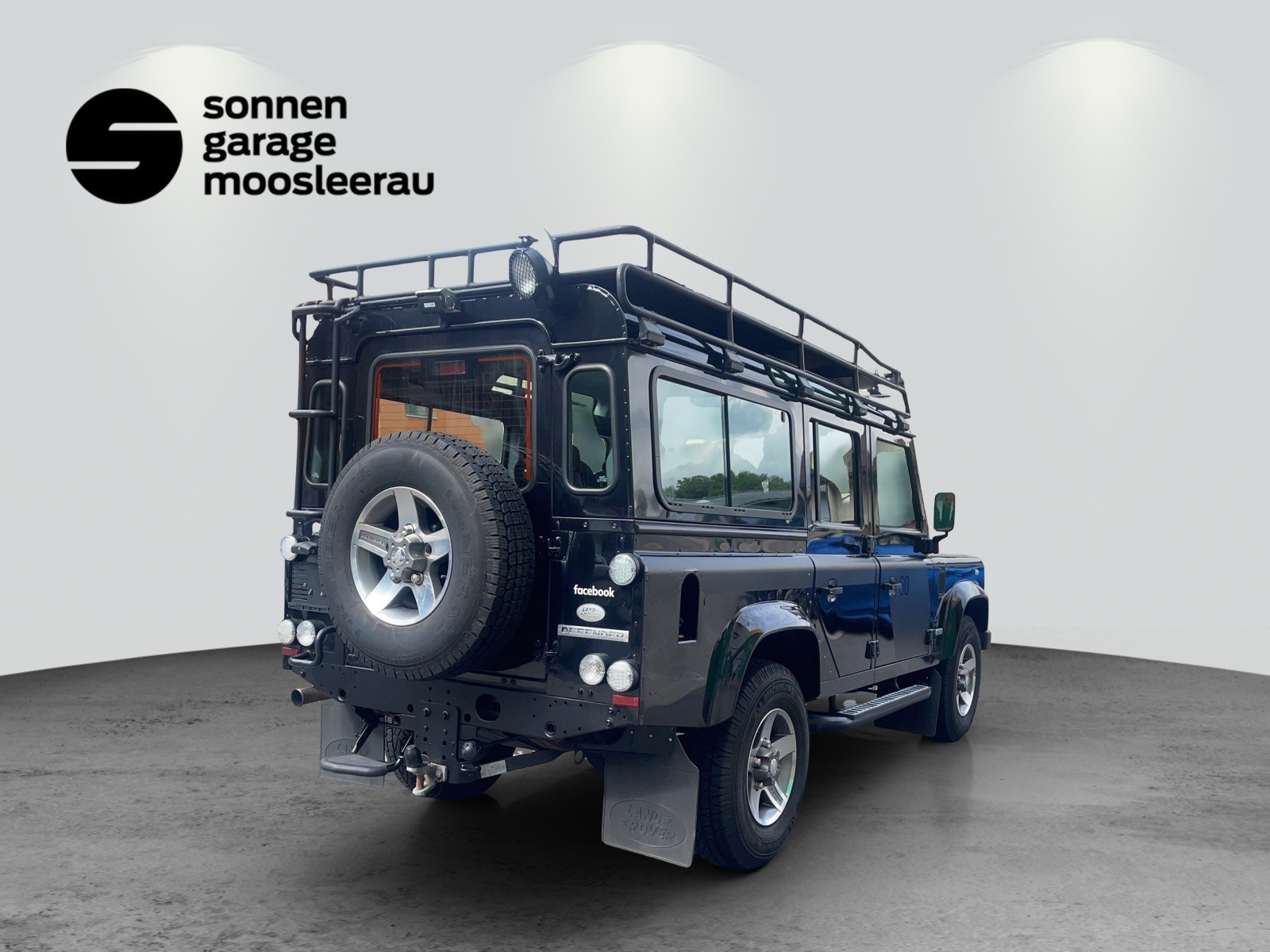 LAND ROVER Defender 110 SW 2.4Tdc SVX-showroom-element-3