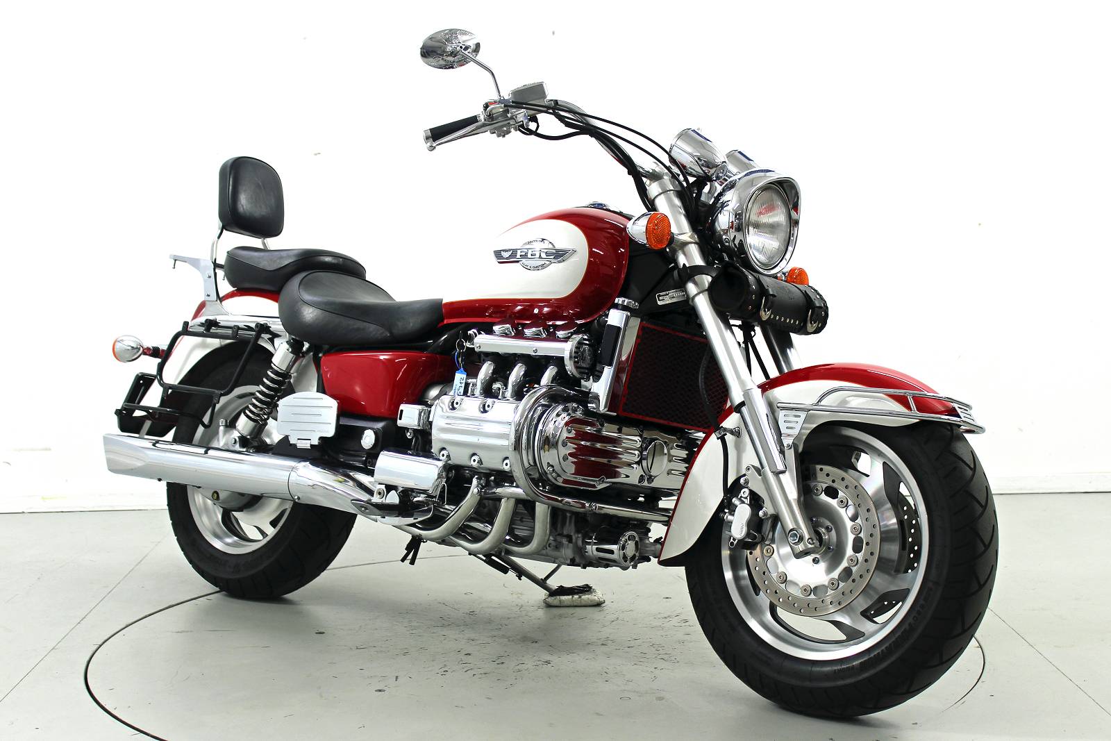 HONDA GL 1500-image-1