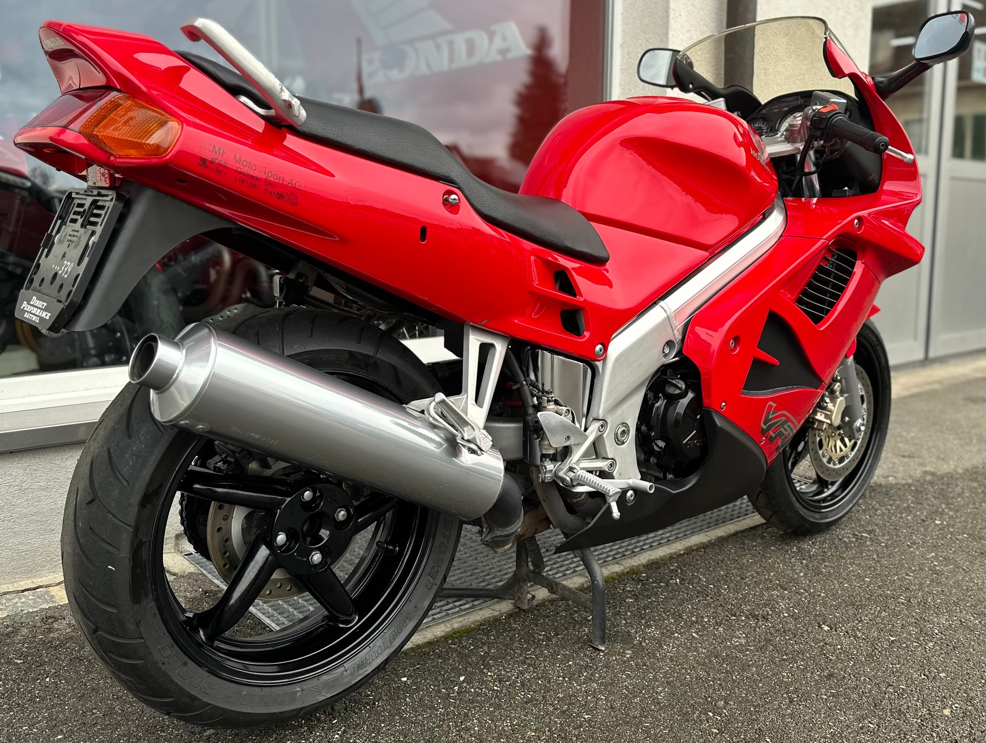 HONDA VFR 750 F R-V-image-3