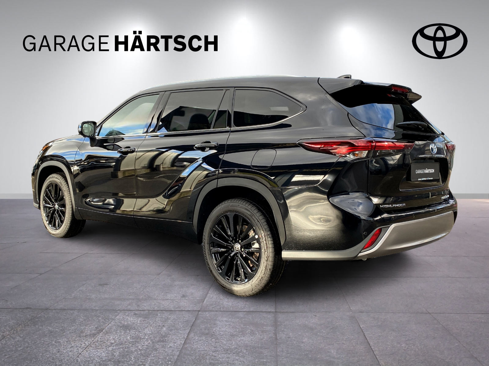 TOYOTA Highlander 2.5 HSD Premium-showroom-element-3