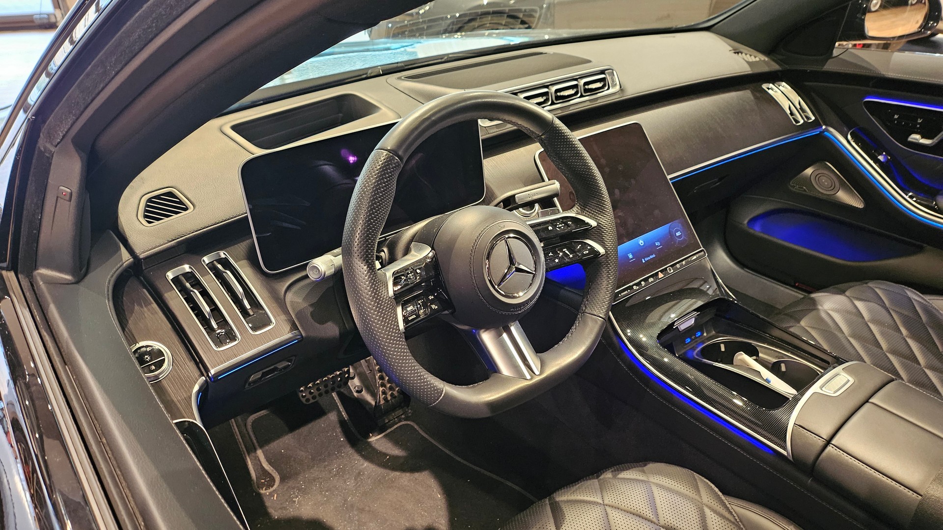 MERCEDES-BENZ S 580 e L 4Matic AMG Line 9G-Tronic-image-25