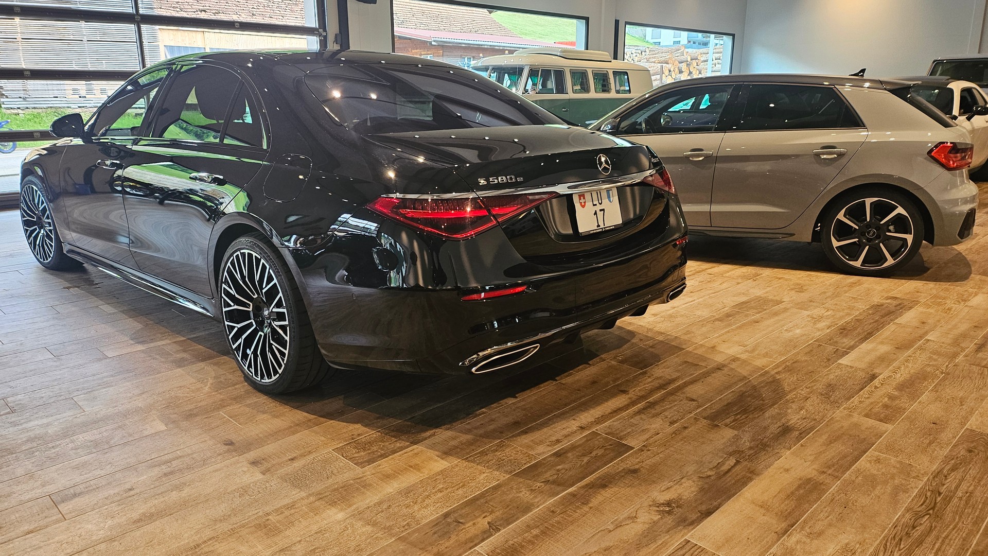 MERCEDES-BENZ S 580 e L 4Matic AMG Line 9G-Tronic-image-13