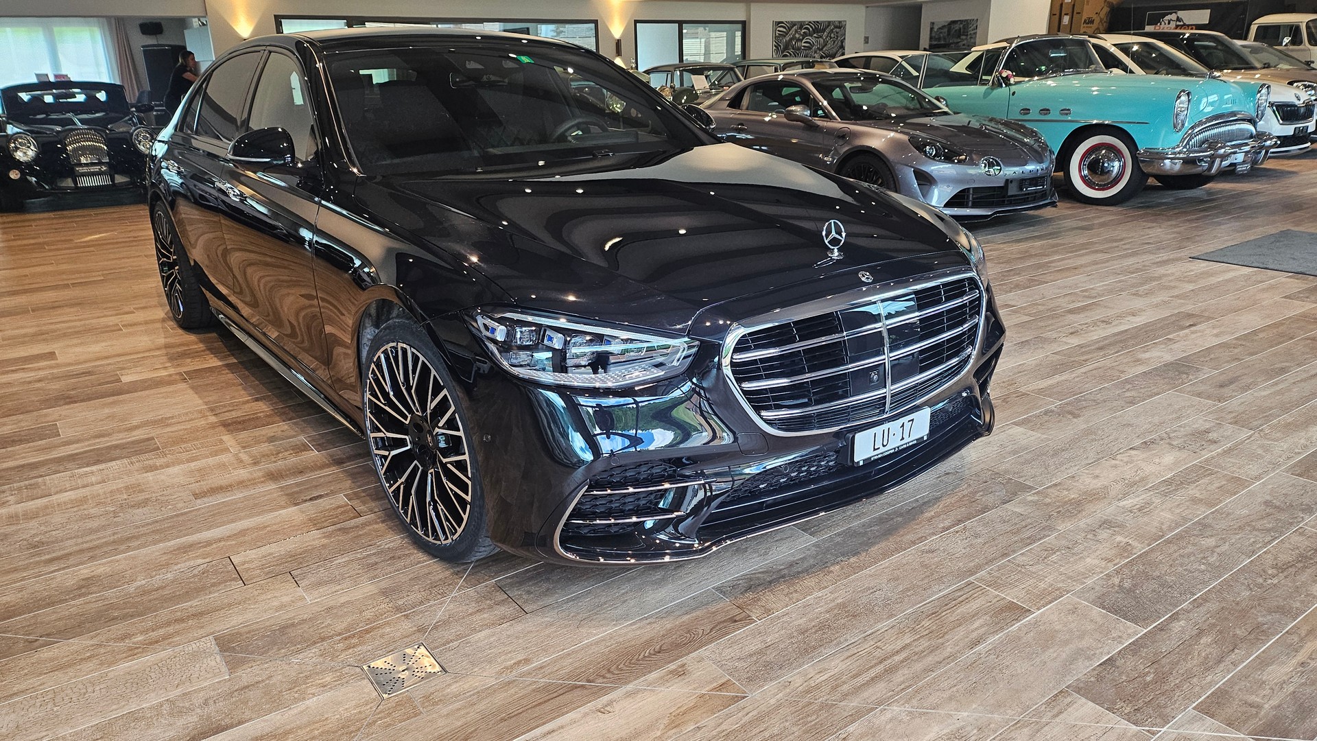 MERCEDES-BENZ S 580 e L 4Matic AMG Line 9G-Tronic-image-4