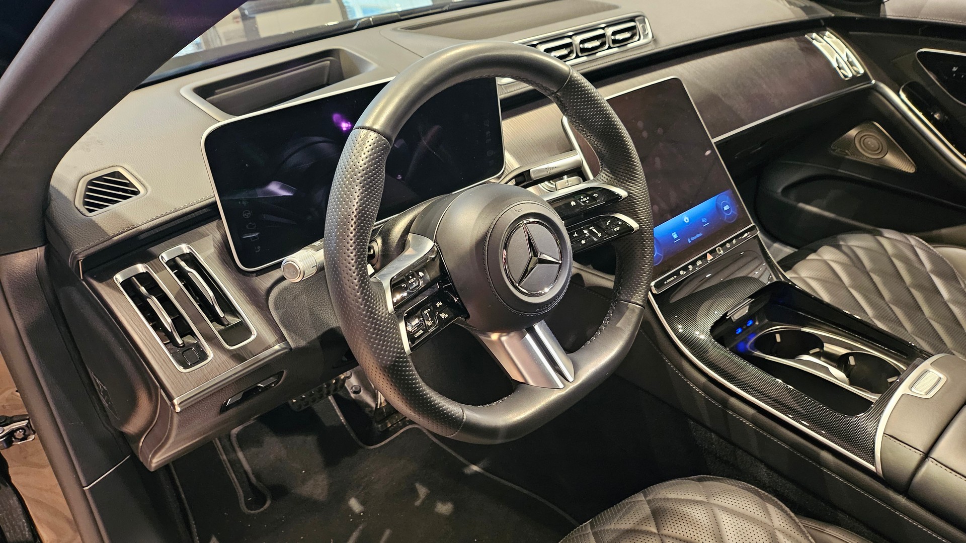 MERCEDES-BENZ S 580 e L 4Matic AMG Line 9G-Tronic-image-30