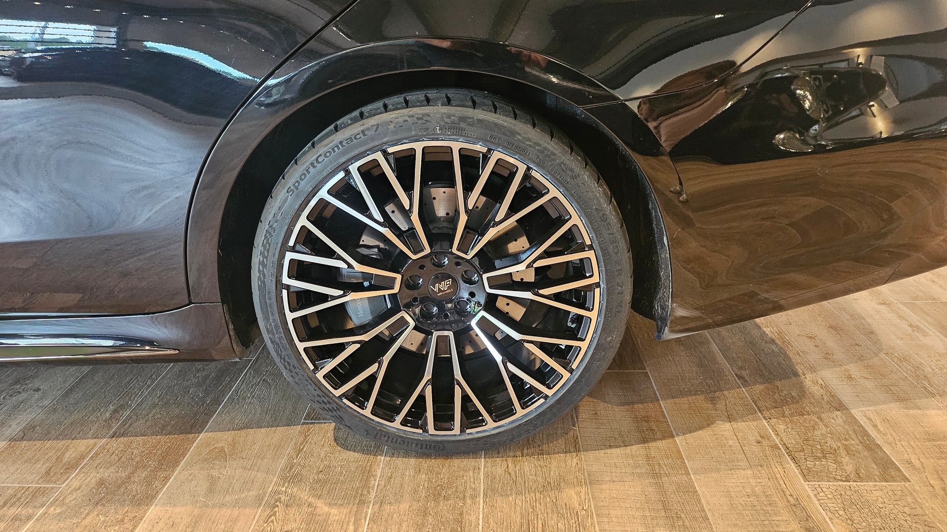 MERCEDES-BENZ S 580 e L 4Matic AMG Line 9G-Tronic-image-17